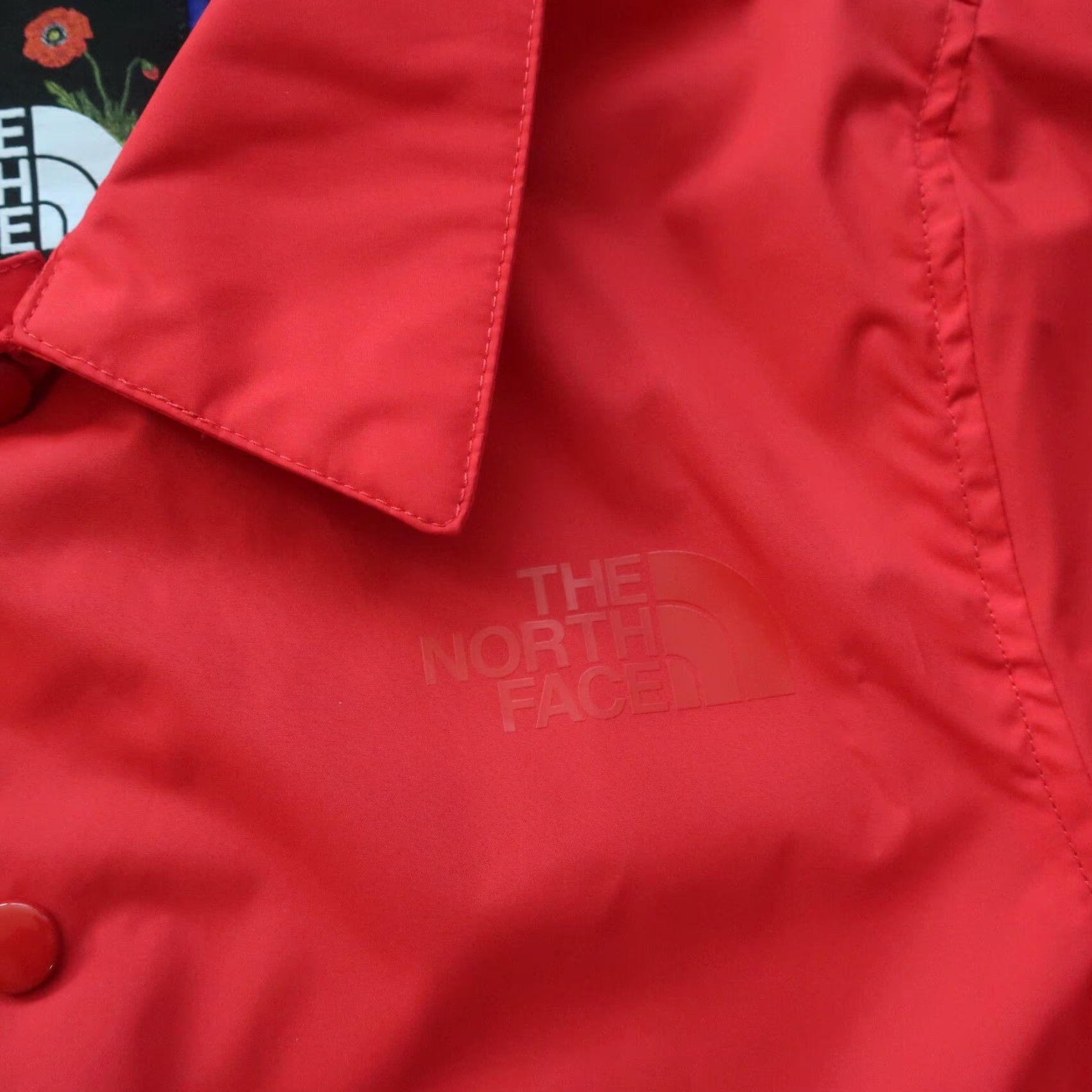 Nordstrom North Face x Olivia Kim Coaches Jacket Men XX-Small Red Floral/Nylon Jacket Size US XXL / EU 58 / 5 - 4 Thumbnail