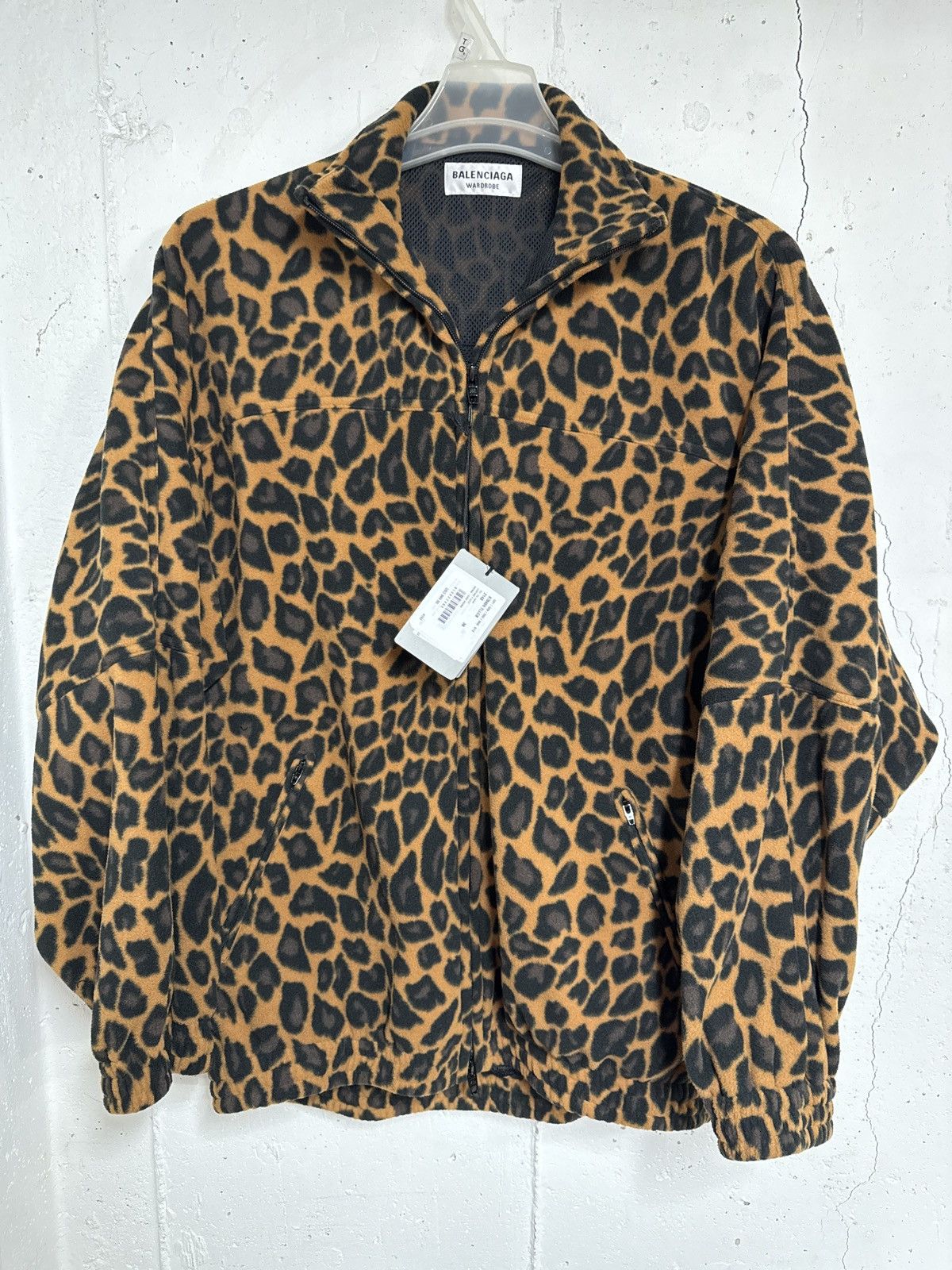 Balenciaga Balenciaga leopard zip up fleece sweater L Size US XL / EU 56 / 4 - 1 Thumbnail