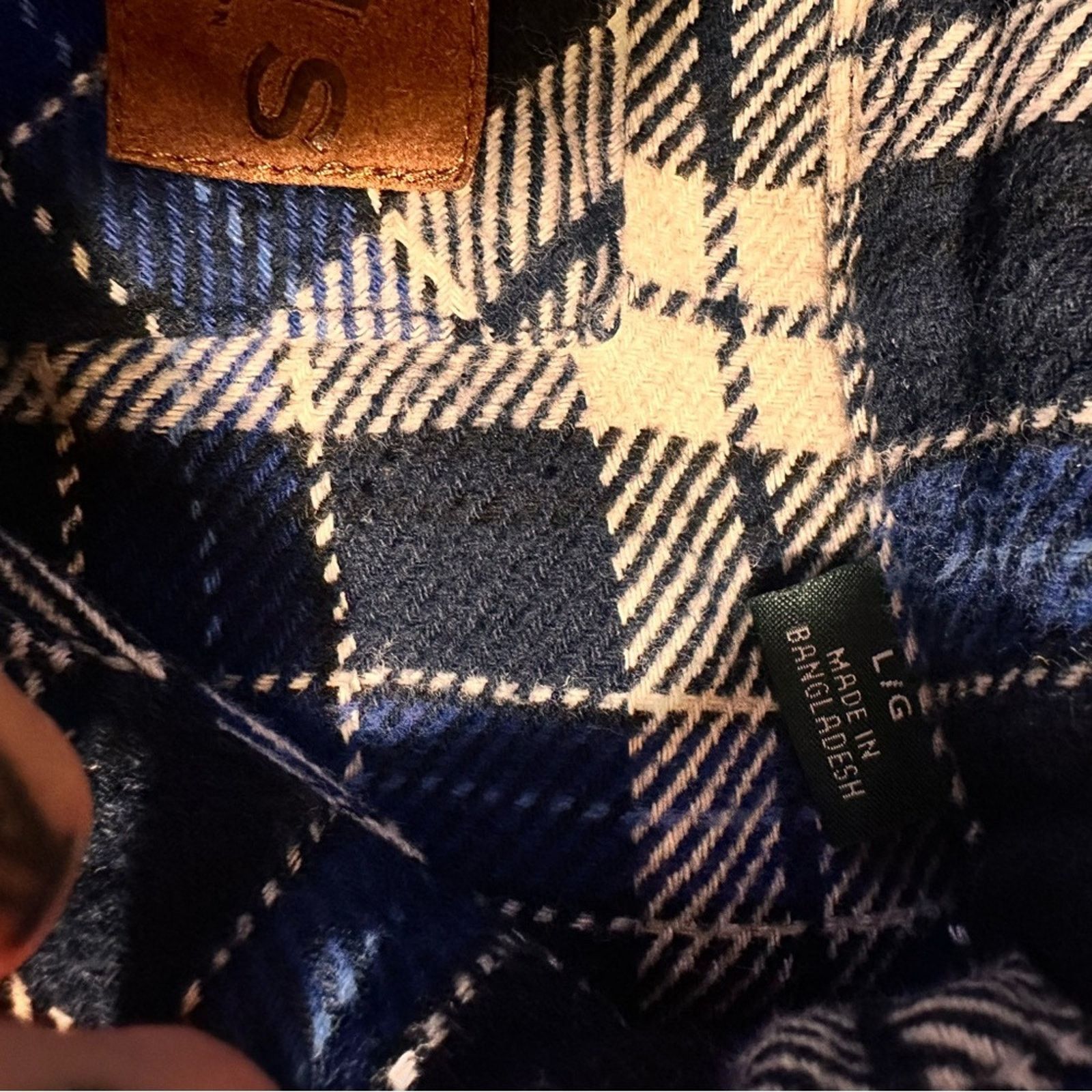 Orvis Orvis Heavyweight Flannel Button-Down - Size L - Blue Plaid Size US L / EU 52-54 / 3 - 7 Thumbnail