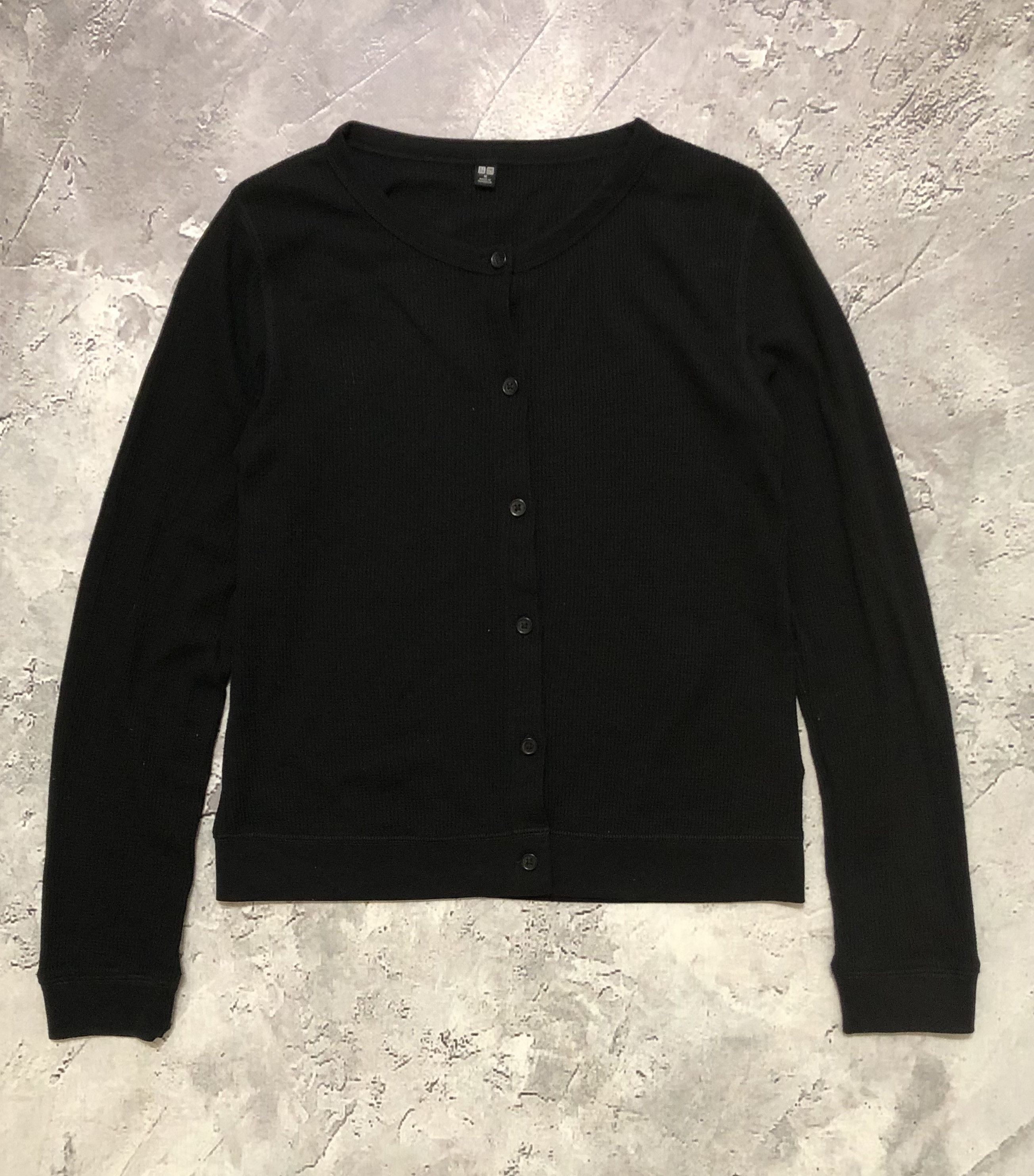 Uniqlo Uniqlo Cardigan With Button Size M / US 6-8 / IT 42-44 - 1 Thumbnail