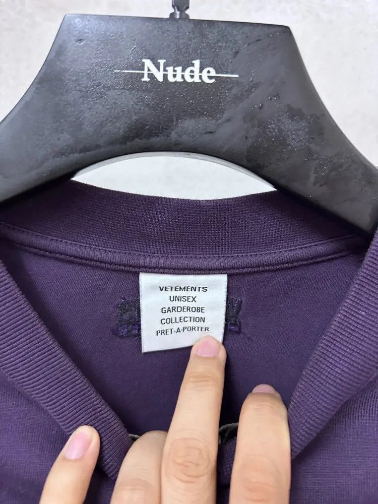 Vetements Vetements Logo L/S Tee Size US S / EU 44-46 / 1 - 8 Thumbnail