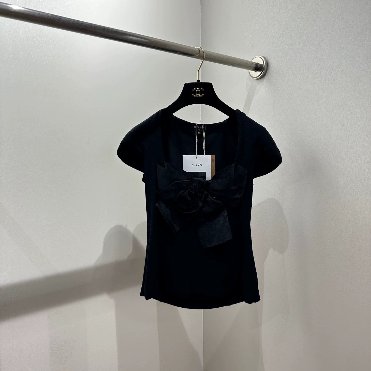 Chanel Chanel mar518 bow bling Logo T-shirt 36 Size XS / US 0-2 / IT 36-38 - 1 Thumbnail