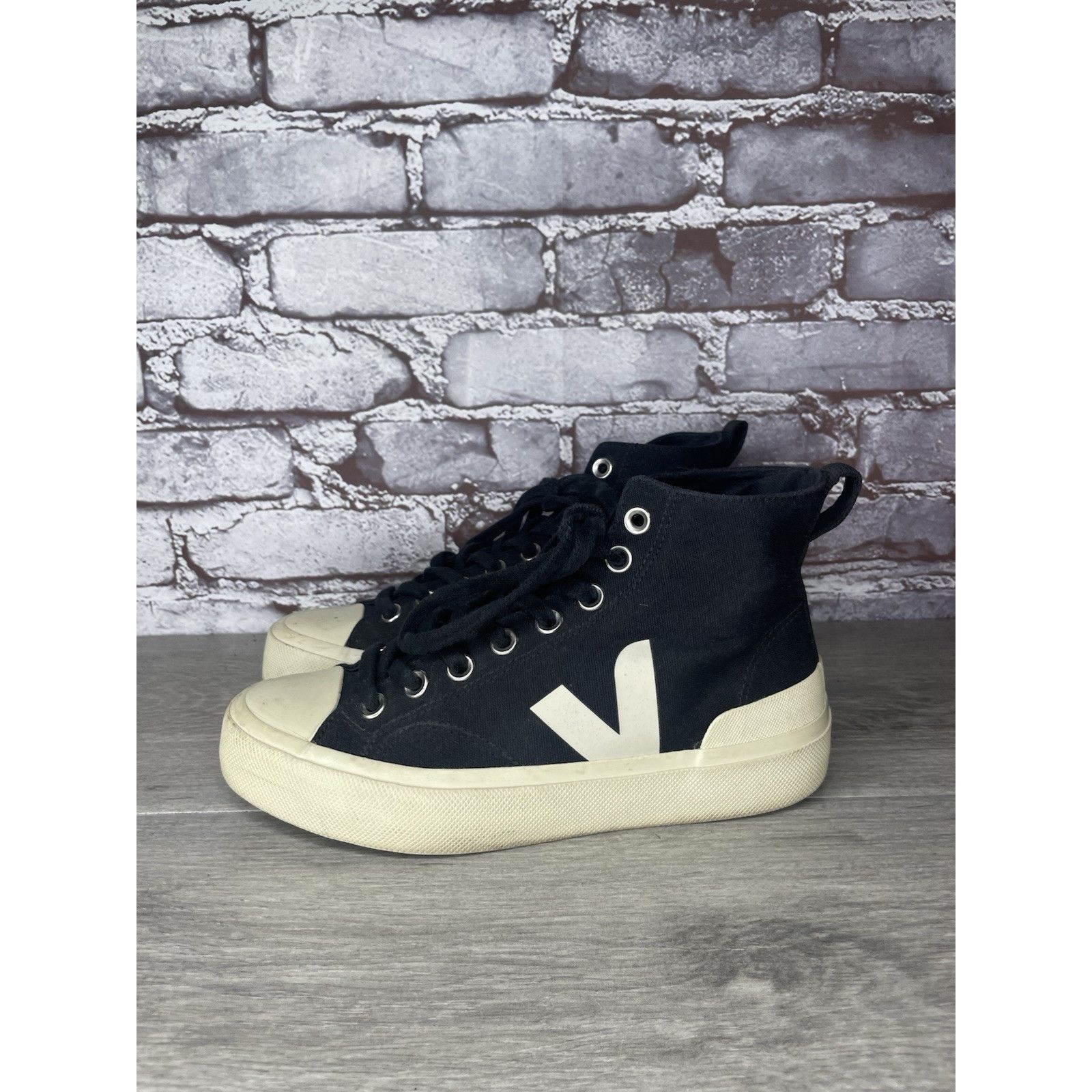 Veja Veja Wata II Canvas Hi-Top Black White Lace Up Pierre Sneake Size US 7 / IT 37 - 17 Thumbnail