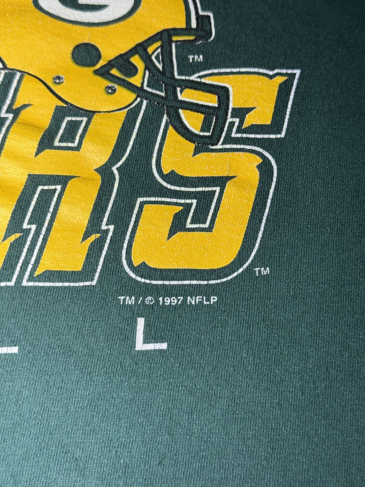 Vintage Vintage 90s Green Bay Packers Riddell NFL Lrg 23x27 T Shirt Size US L / EU 52-54 / 3 - 3 Thumbnail