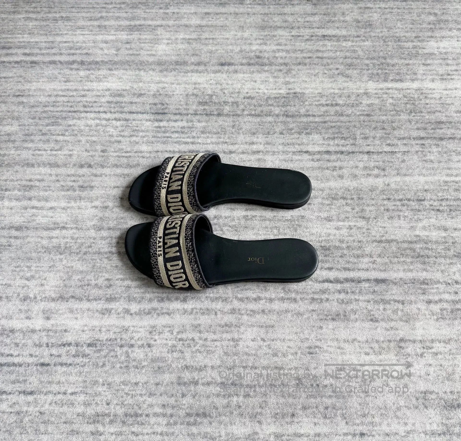 Dior christian dior navy embroidered flat sandals. Size US 6 / IT 36 - 3 Thumbnail