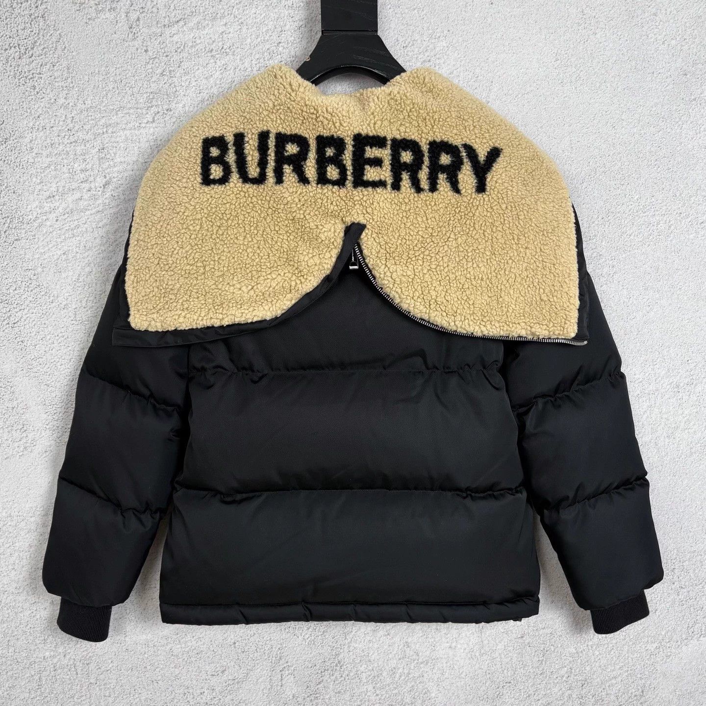 Burberry Burberry Black Lamb Wool Paneled Down Jacket S New Size S / US 4 / IT 40 - 2 Thumbnail