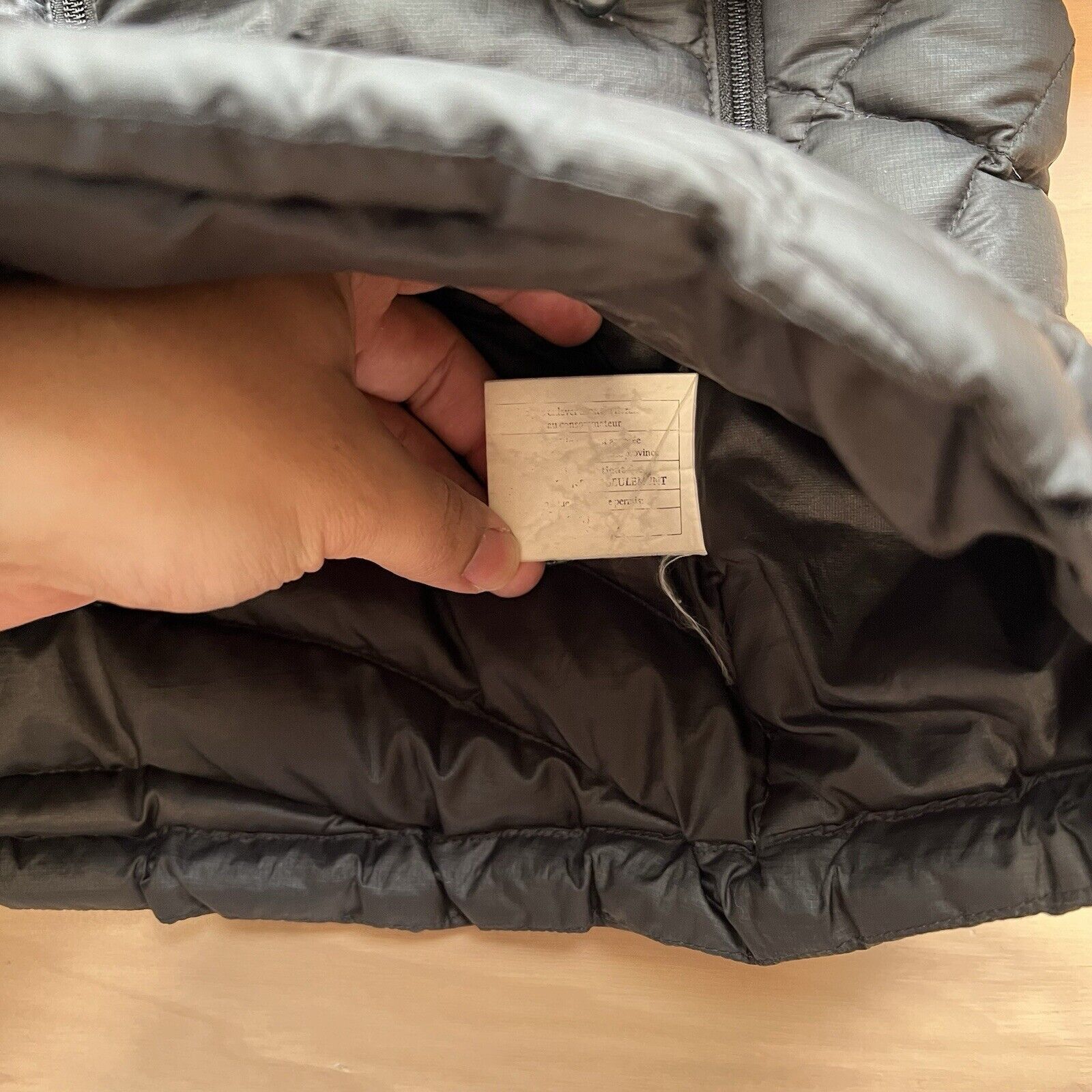 Patagonia Patagonia Down Sweater Small Black Full Zip Puffer Jacket Size S / US 4 / IT 40 - 7 Thumbnail