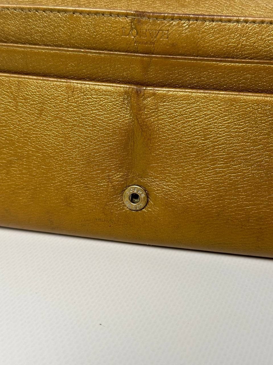 Loewe 90s Vintage Loewe Anagram Leather Authentic Golden Wallet Size ONE SIZE - 11 Thumbnail