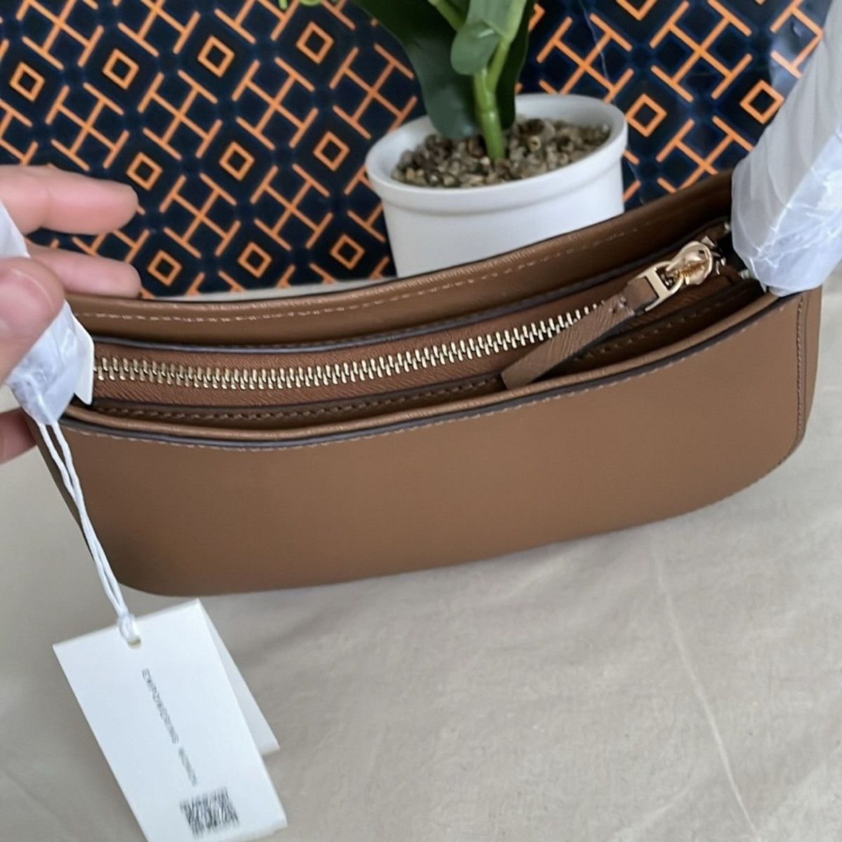 Tory Burch NWT , tory burch Emerson brown shoulder bag moose 150258 Size ONE SIZE - 5 Thumbnail