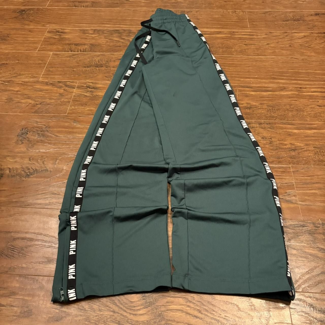Pink Crazy Vintage Y2K/2000s Pink by Victoria Secret Green Sweatpants with Leg zipper Openings! Size 28" / US 6 / IT 42 - 1 Thumbnail