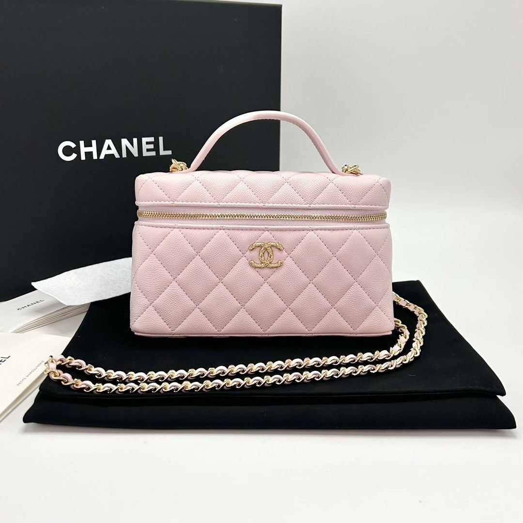 Chanel Pre-loved Bag Very good condition Size ONE SIZE - 1 Thumbnail