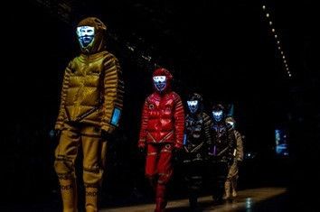 Undercover AW18 Undecover A Space Odyssey Puffer Jacket Size US XL / EU 56 / 4 - 15 Thumbnail