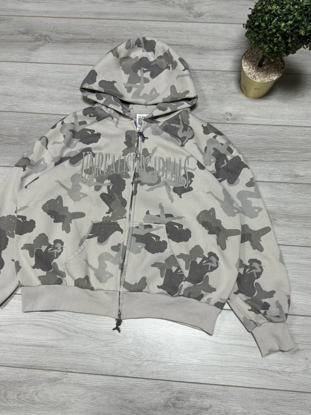 Named Collective Named Collective Unrealistic zip girls camo monogram hoodie Size US XL / EU 56 / 4 - 3 Thumbnail