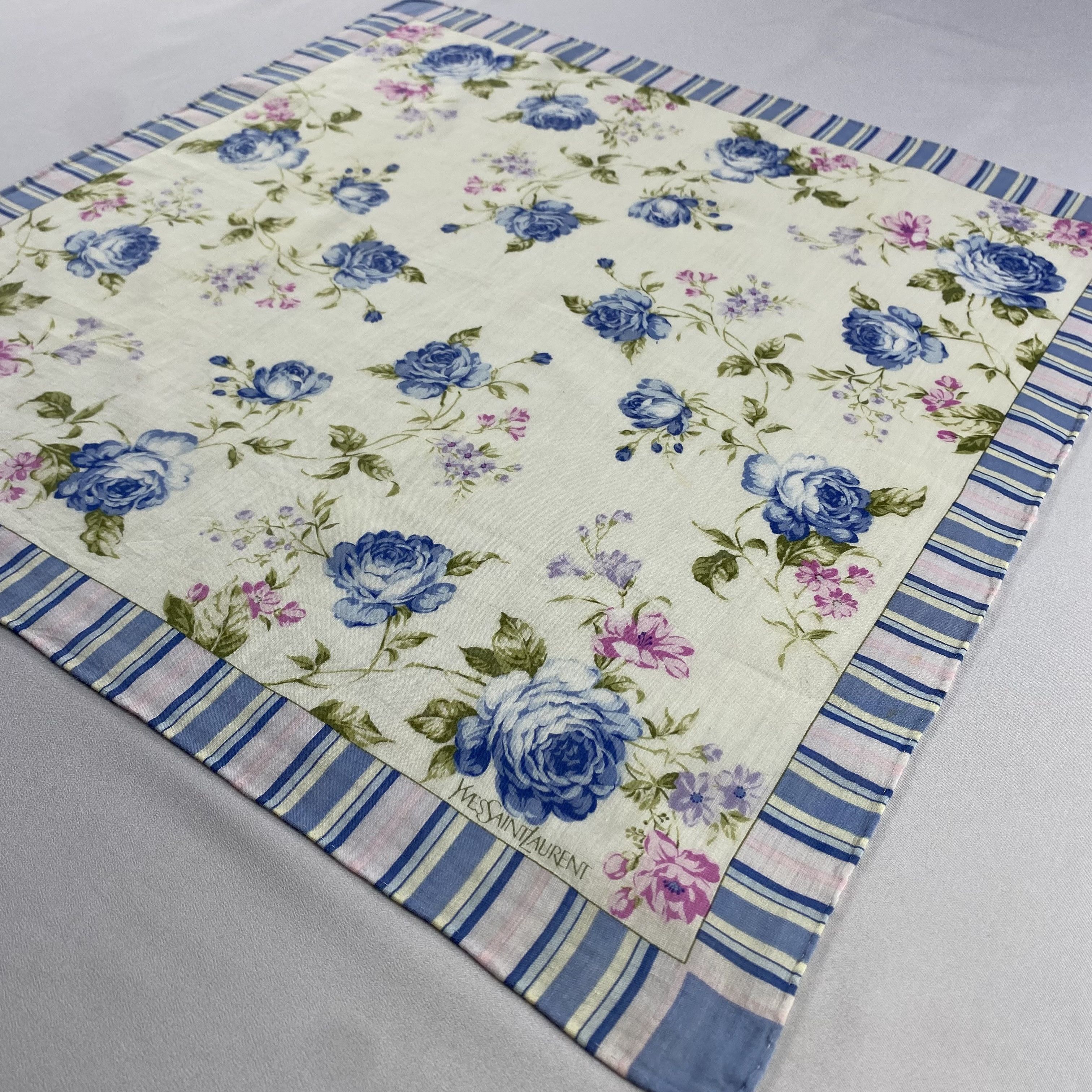 Vintage Yves Saint Laurent Handkerchief / Neckerchief-P1213 Size ONE SIZE - 2 Thumbnail