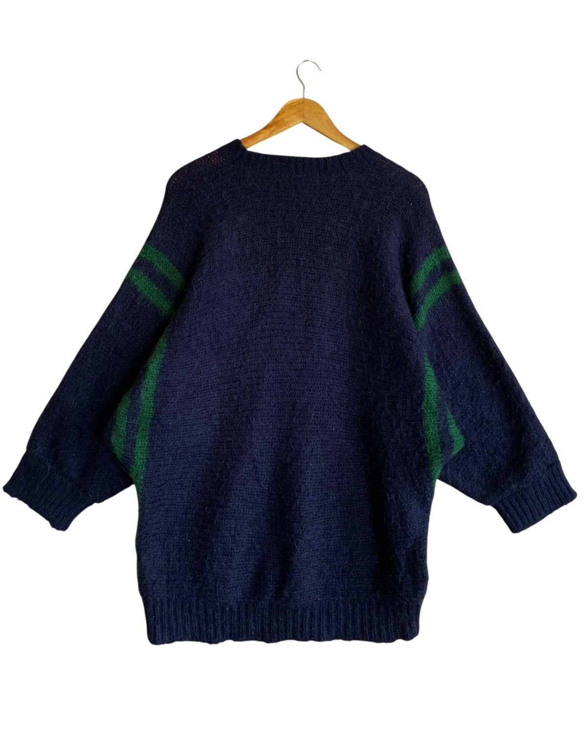 Gucci Very Rare Vintage Gucci Center Logo Mohair Knitwear 1980s Size US L / EU 52-54 / 3 - 2 Thumbnail