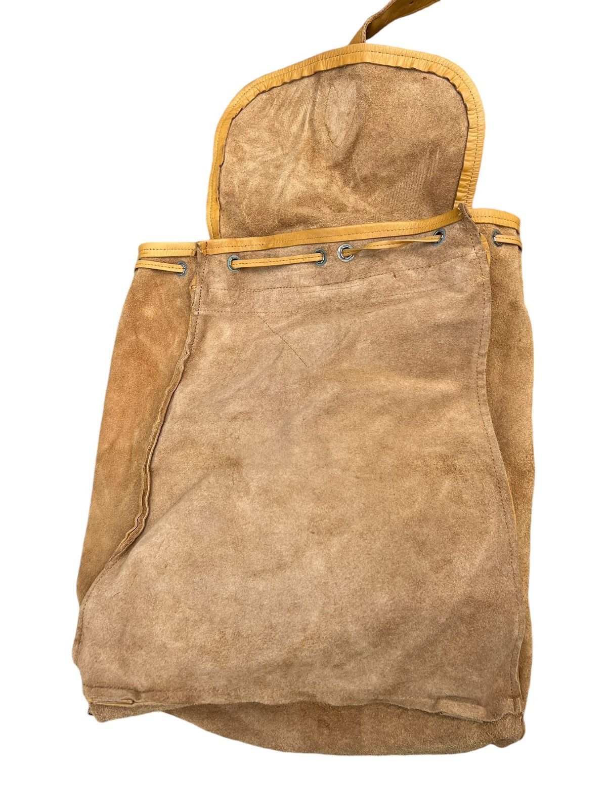 Leather Vintage Unknown Japan Brand Patina Leather Backpack Bag Size ONE SIZE - 22 Thumbnail