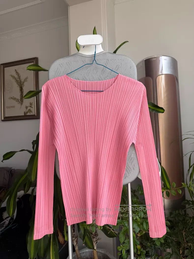 Issey Miyake Issey Miyake Pink Round Neck Long Sleeve Top Size XL / US 12-14 / IT 48-50 - 1 Thumbnail