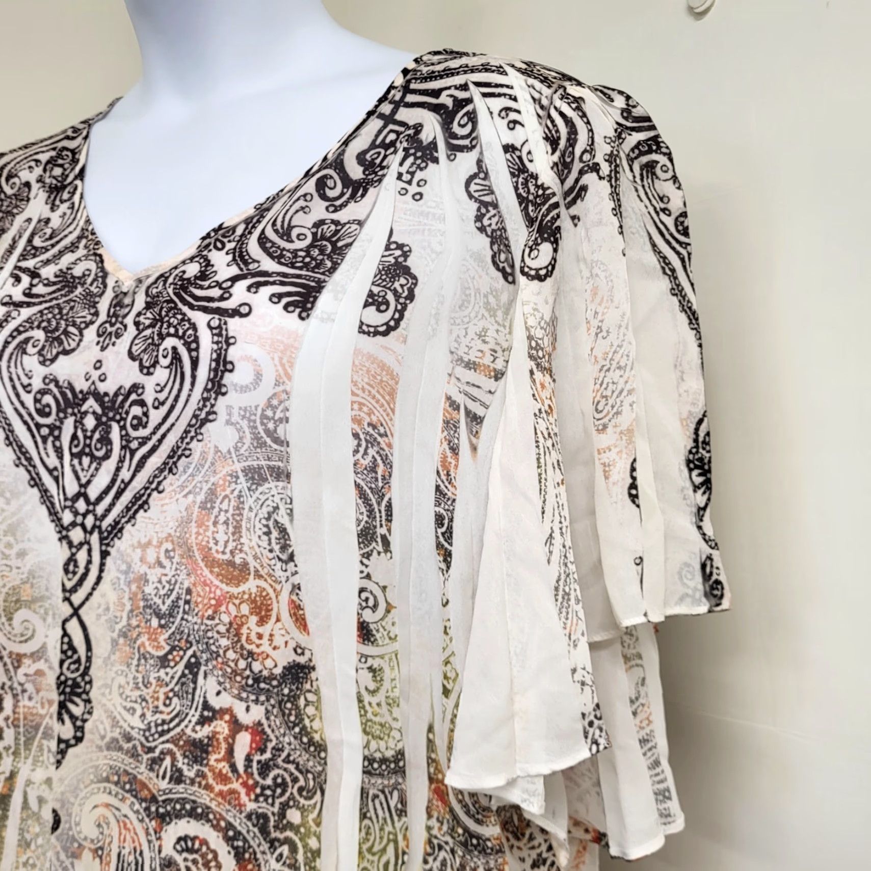 Vintage CATO Blouse Women's Plus Size 22/24W Creamy Browns Round Neck Boho Western Top Shirt Womens Bohemian Paisley Flutter Sleeve Short Sleeve Casual Size 3XL / US 20-22 - 3 Thumbnail