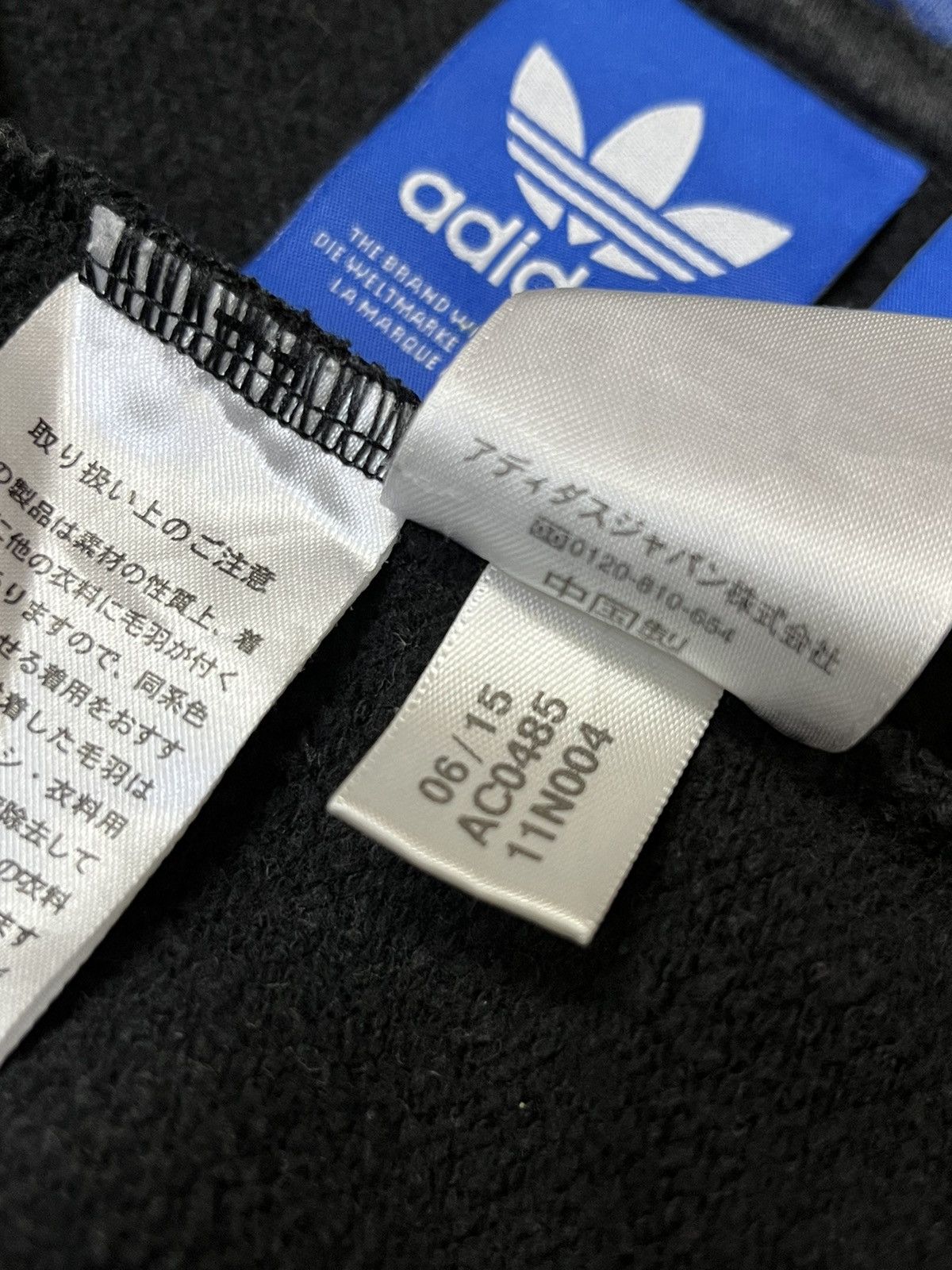 Adidas ADIDAS BIG LOGO PULLOVER HOODIES Size US L / EU 52-54 / 3 - 11 Thumbnail