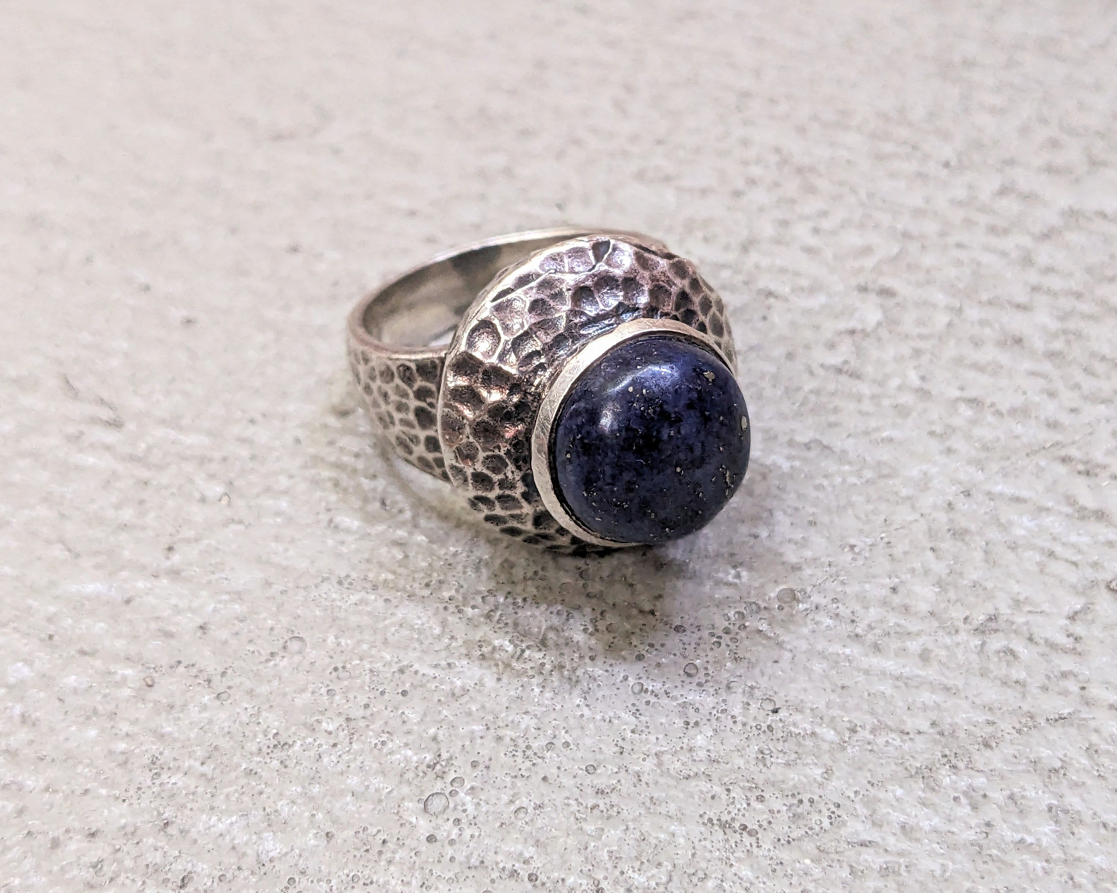 Jewelry Vintage Sterling Silver Ring Blue Lapis Lazuli 8 Hammered Size ONE SIZE - 2 Thumbnail