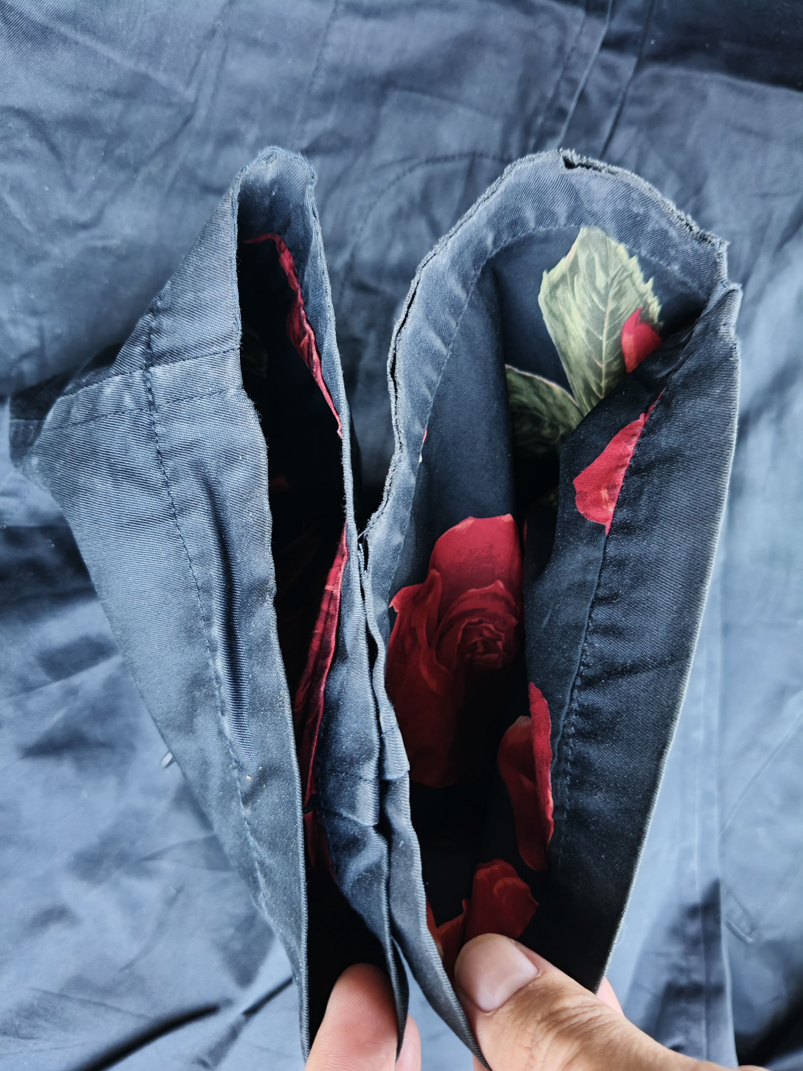 Karl Helmut Karl Helmut Parkas Roses Size US L / EU 52-54 / 3 - 6 Thumbnail