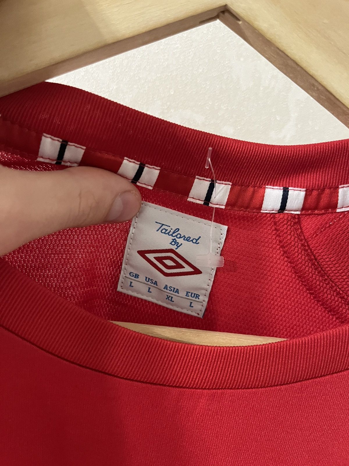 Other Umbro Norway 12/13 Home Jersey Size US L / EU 52-54 / 3 - 3 Thumbnail