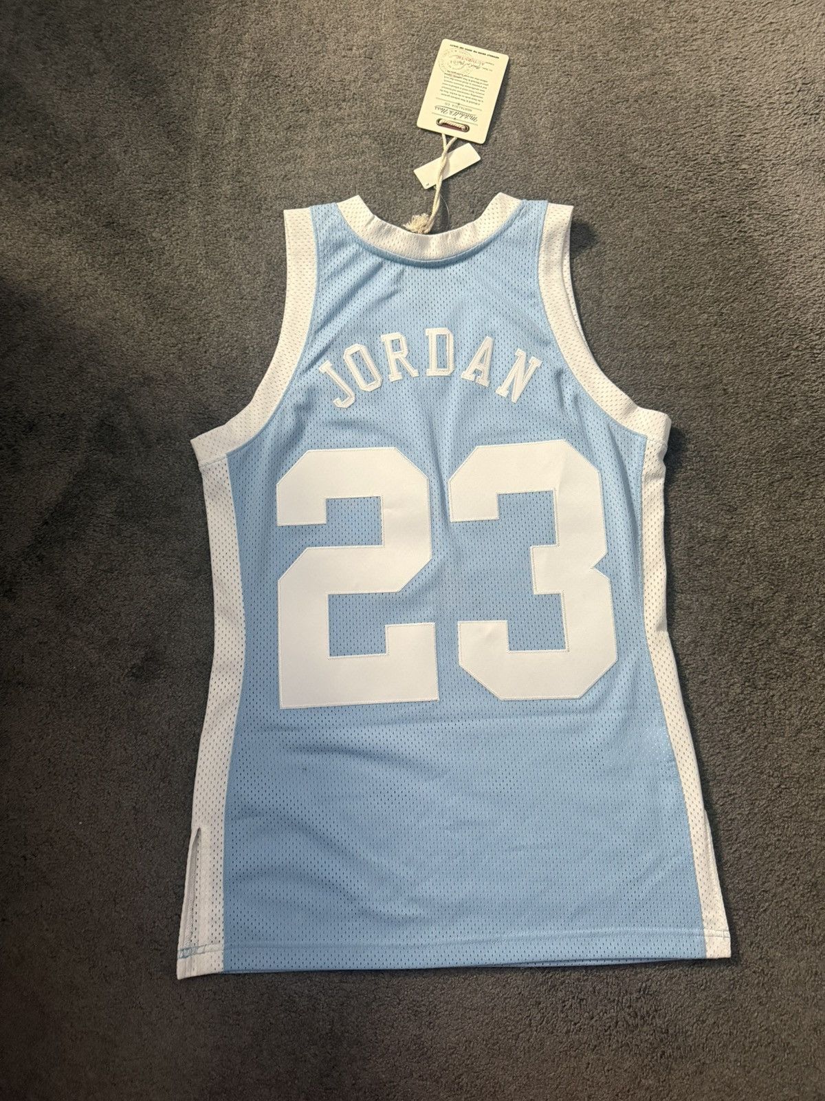 Mitchell & Ness Michael jordan 1983 -84 UNC Jersey Size US S / EU 44-46 / 1 - 2 Thumbnail