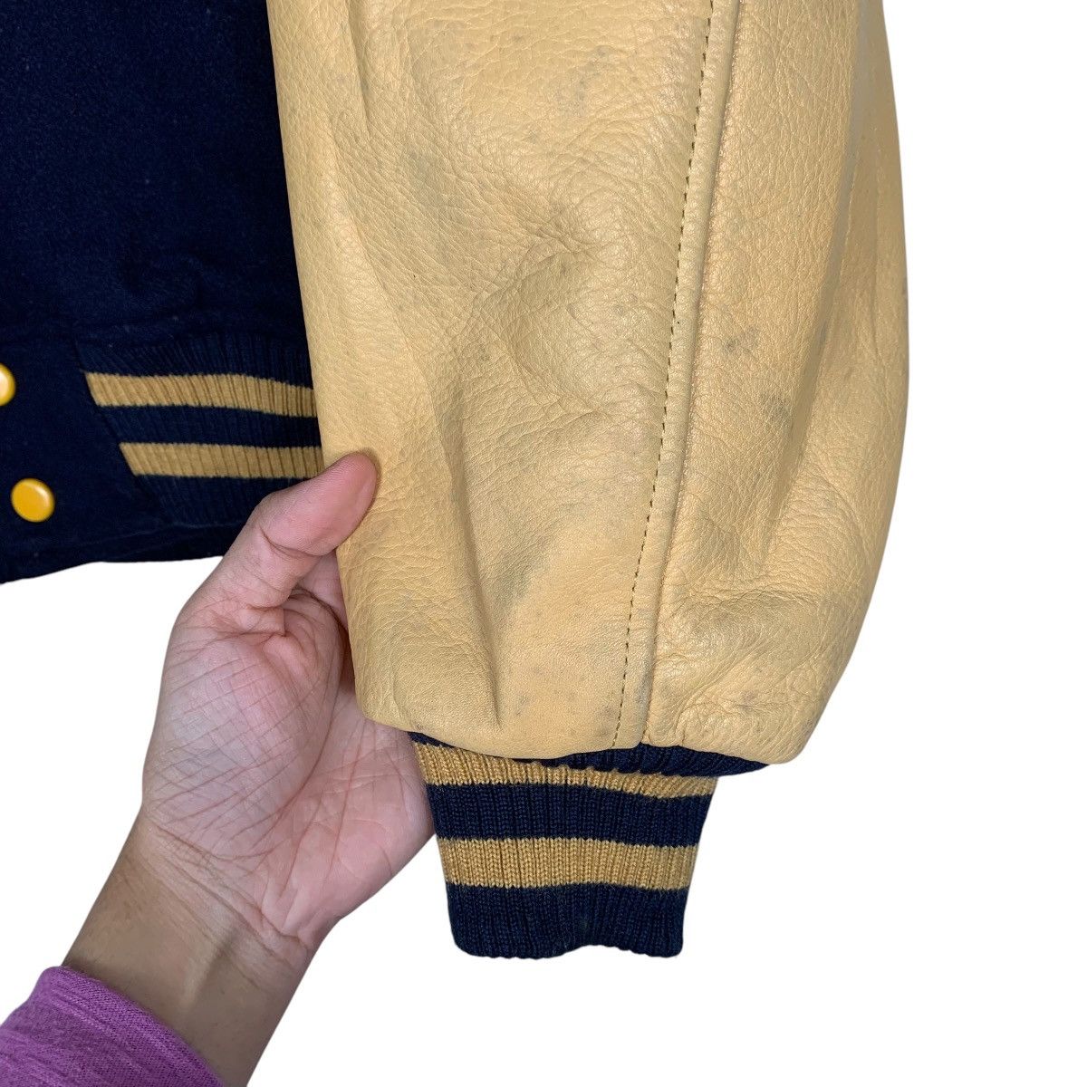 Japanese Brand Living In The Vision 67 GAP Leather Varsity Jacket Size US M / EU 48-50 / 2 - 13 Thumbnail