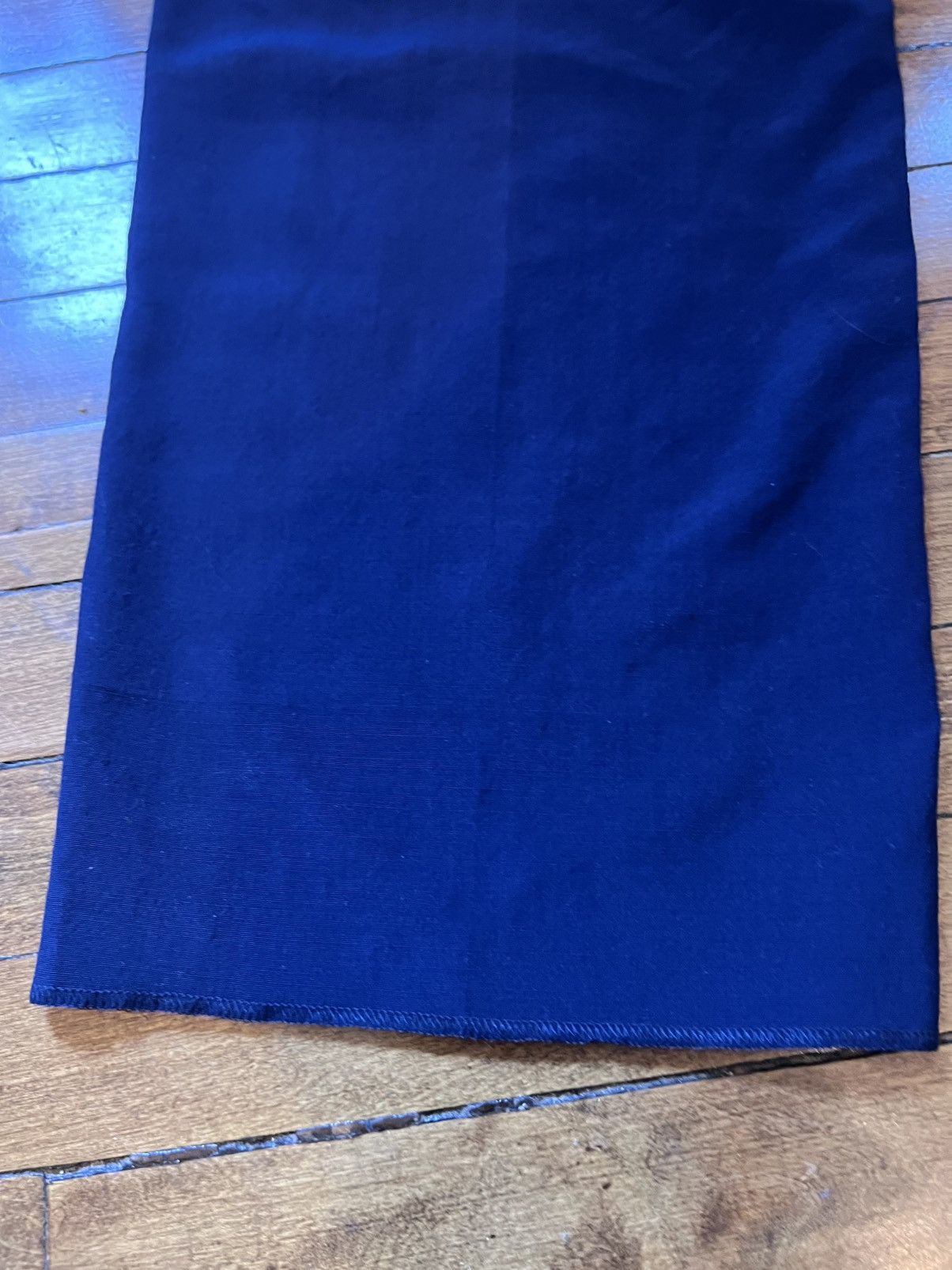 Gucci €1K crinkled, cropped wool trousers, back cinch, IT50, Italy Size US 34 / EU 50 - 9 Thumbnail