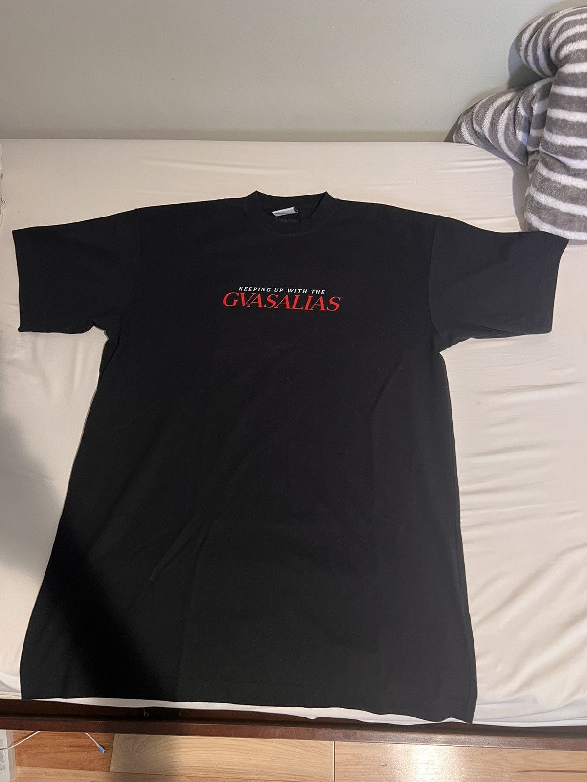 Balenciaga × Vetements Vetements “Keeping up with the gvasalias” tee Size US XS / EU 42 / 0 - 1 Thumbnail