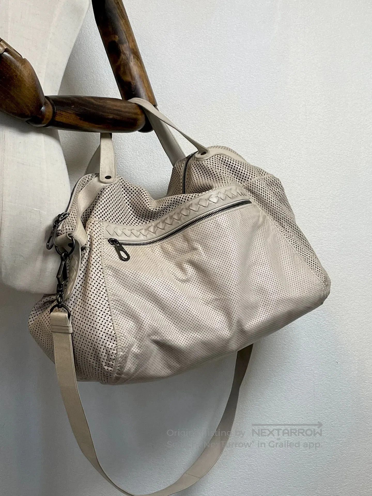 Bottega Veneta Bottega Veneta Women's Travel Tote Bag. Size ONE SIZE - 4 Thumbnail