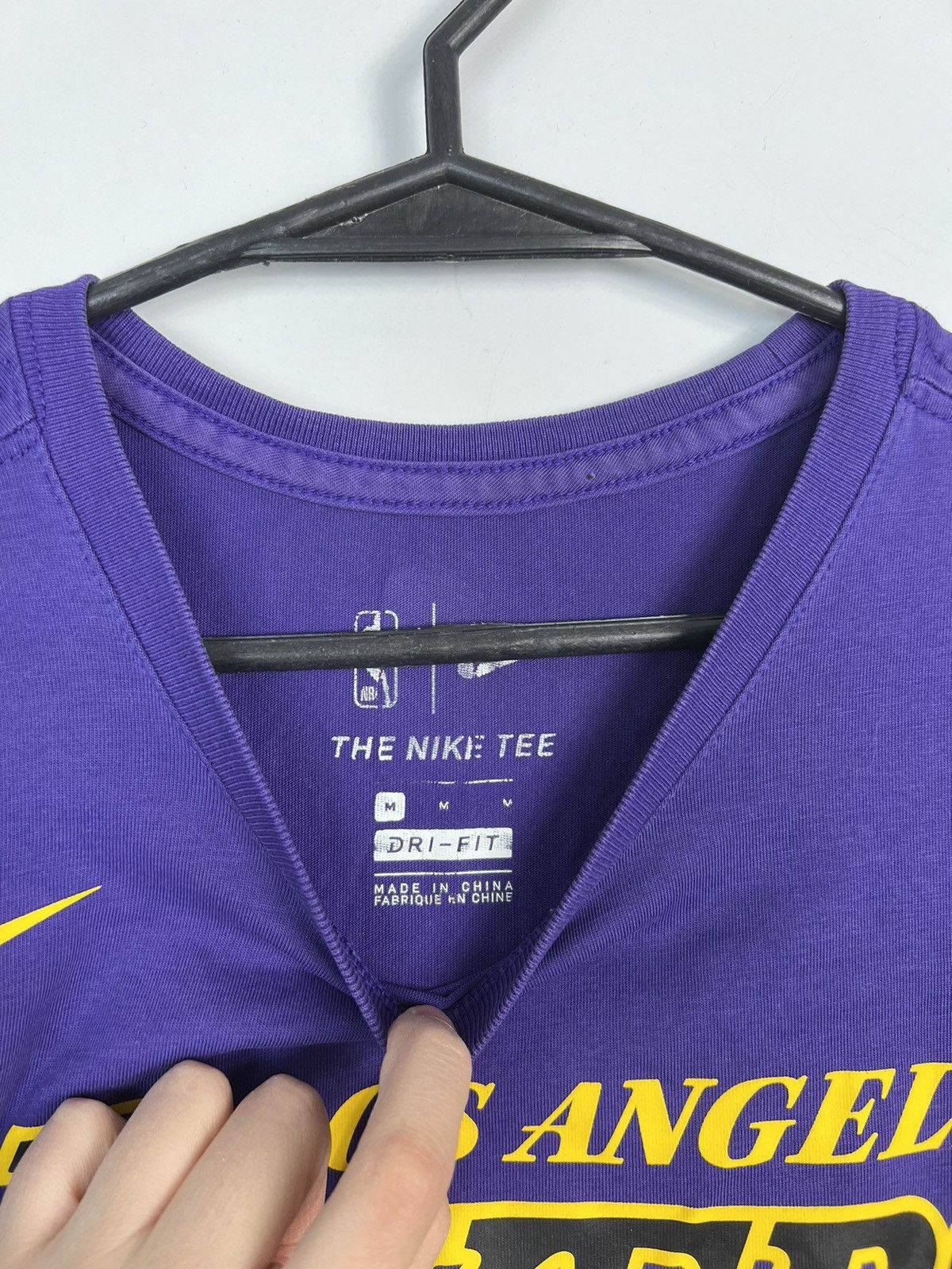 NBA × Nike Tshirt Nike Los Angeles Lakers #23 James Size US M / EU 48-50 / 2 - 3 Thumbnail