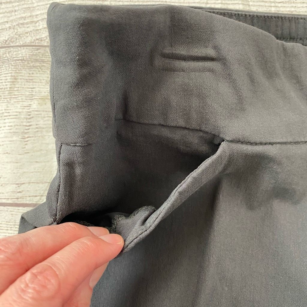 Other Susan Graver women 4 pull on elastic high waist grey Capri p Size 27" / US 4 / IT 40 - 3 Thumbnail