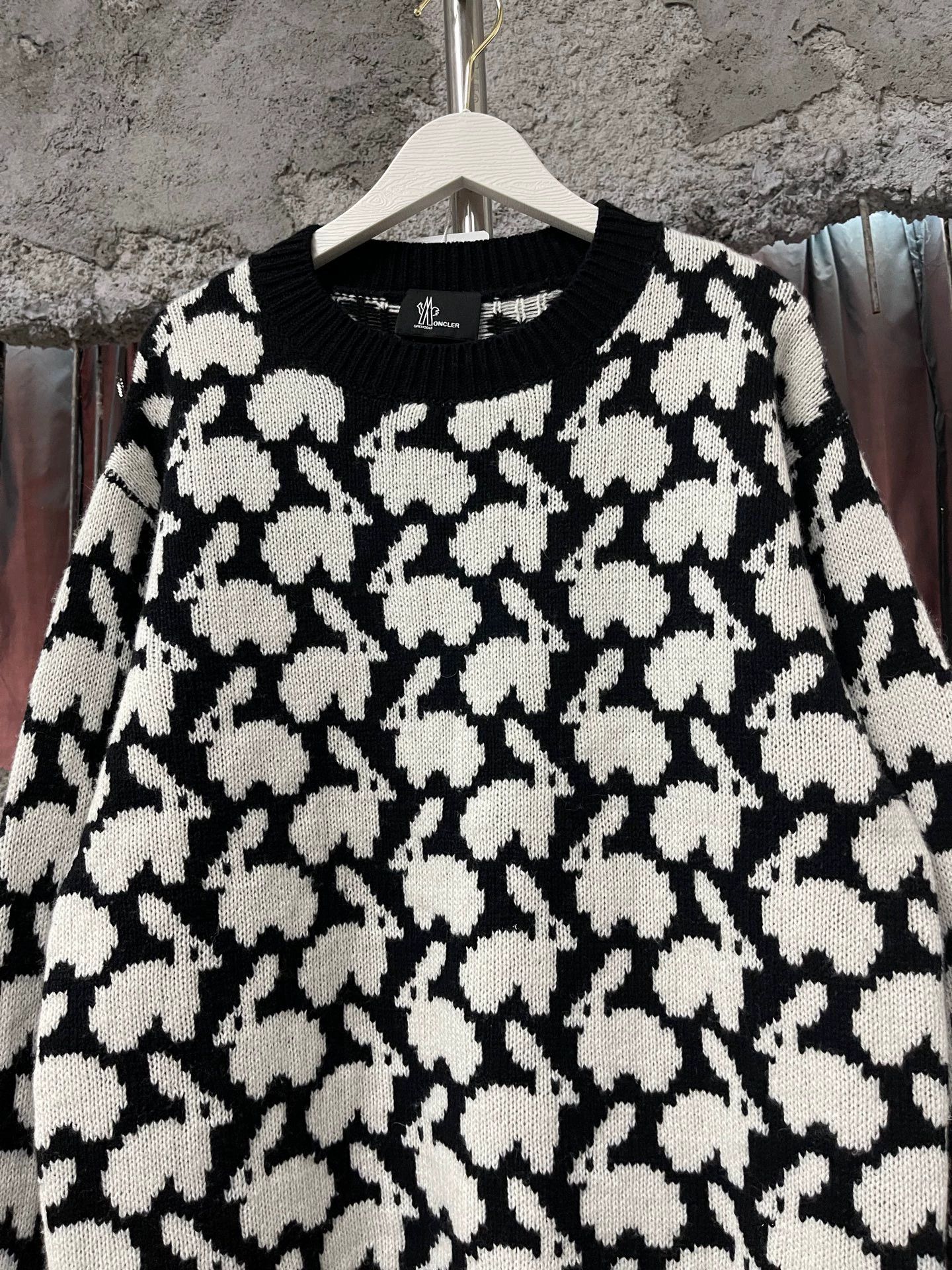 Moncler Moncler Rabbit Sweater Size 3 Size L / US 10 / IT 46 - 3 Thumbnail