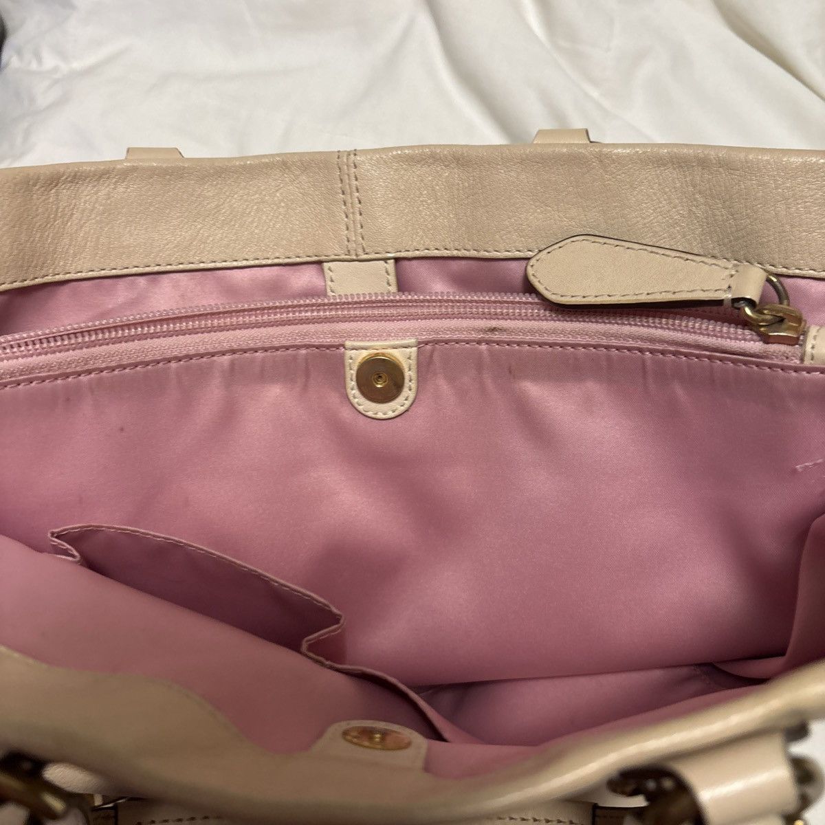 Coach Coach | Vintage Ashley Cream Leather Caryall Top Handle Size ONE SIZE - 10 Thumbnail