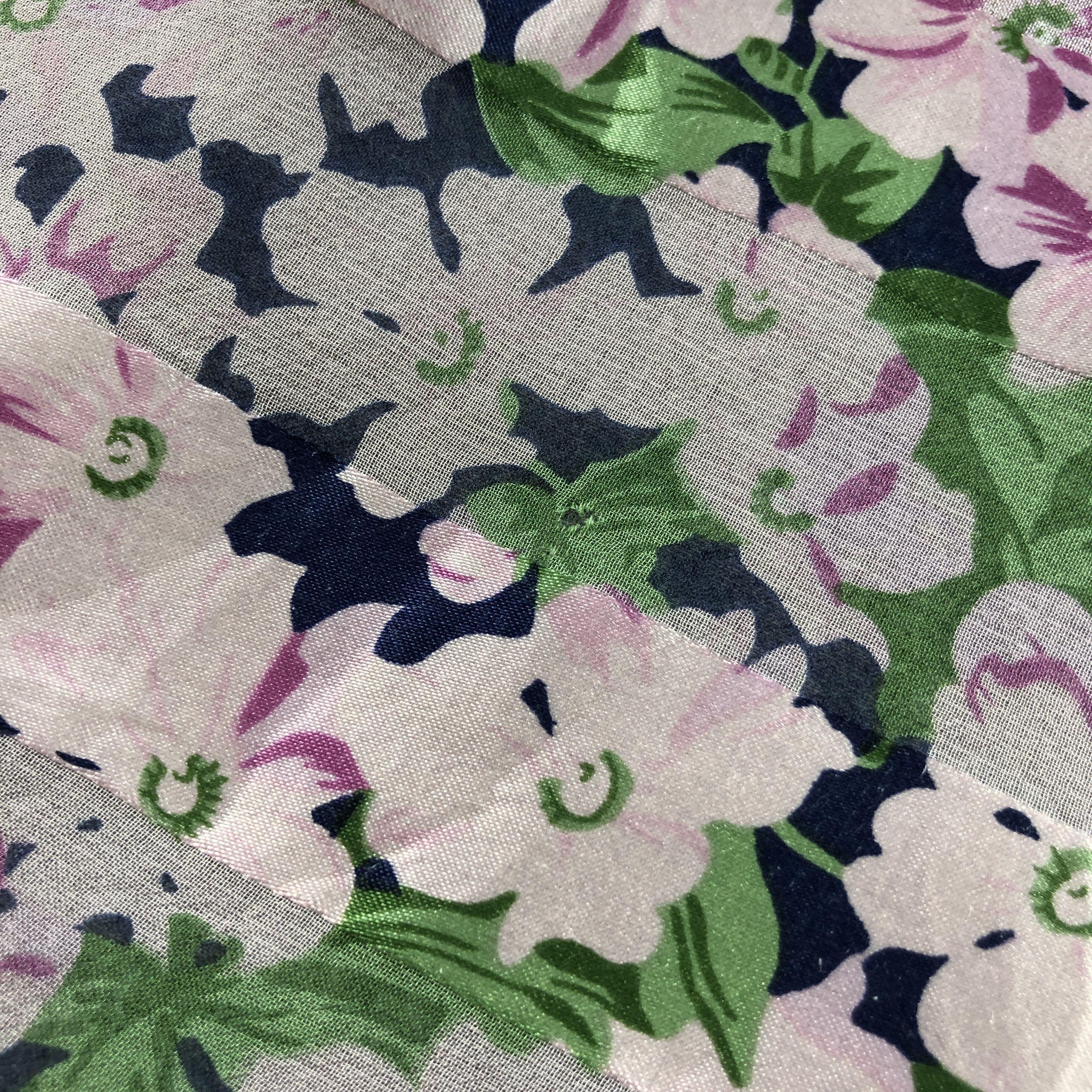 Yves Saint Laurent Yves Saint Laurent Floral Silk Scarf M1266 Size ONE SIZE - 8 Thumbnail