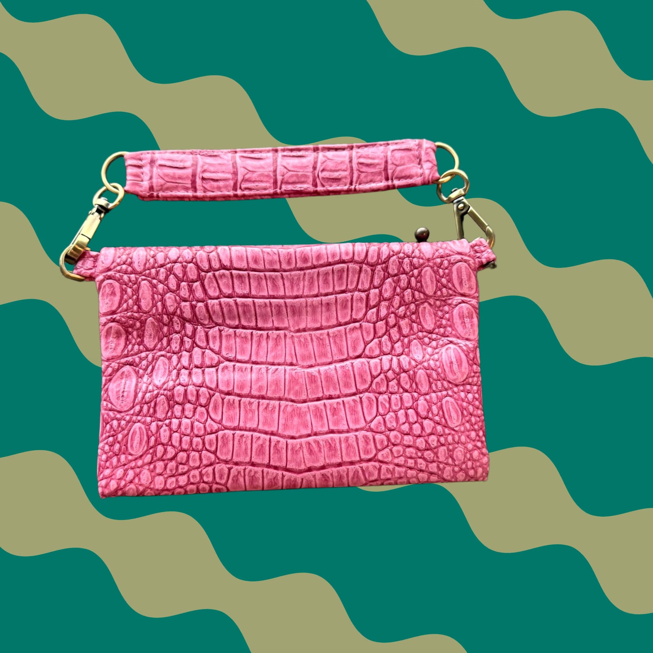 Skin VINTAGE Pink Snake Skin Reptile Y2K Mini Purse Clutch Zipper Wallet Women Size ONE SIZE - 1 Thumbnail