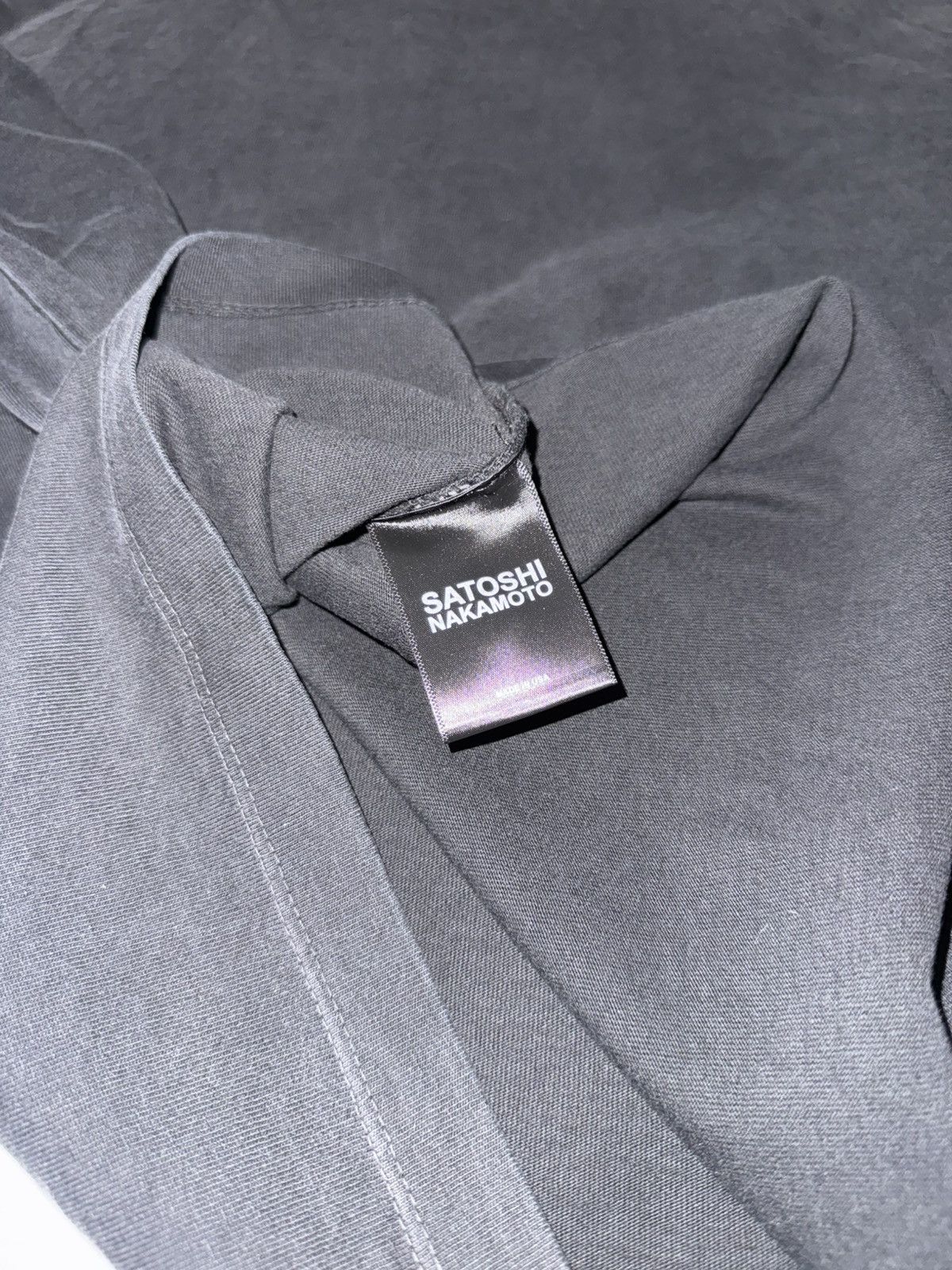 Satoshi Nakamoto Satoshi nakamoto logo t shirt Size US M / EU 48-50 / 2 - 4 Thumbnail