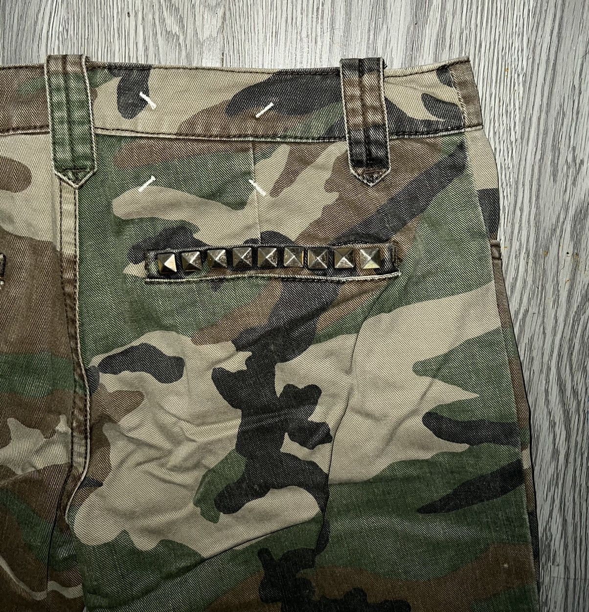 Japanese Brand Vintage Y2K Camo low rise slim pants 🧚🏻🧑🏻‍🎤 Size 28" / US 6 / IT 42 - 6 Thumbnail