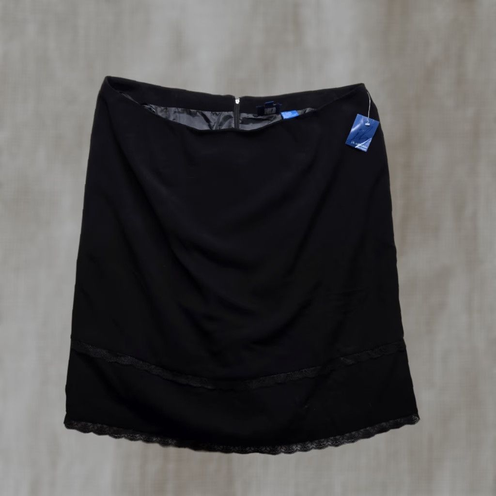 Vintage JH Collectibles Woman Skirt Adult 24W Black A-Line Knee Length Cotton Polyester Embroidered Lightweight Lined Plus Size NEW Womens Size 42" / US 20 - 1 Thumbnail