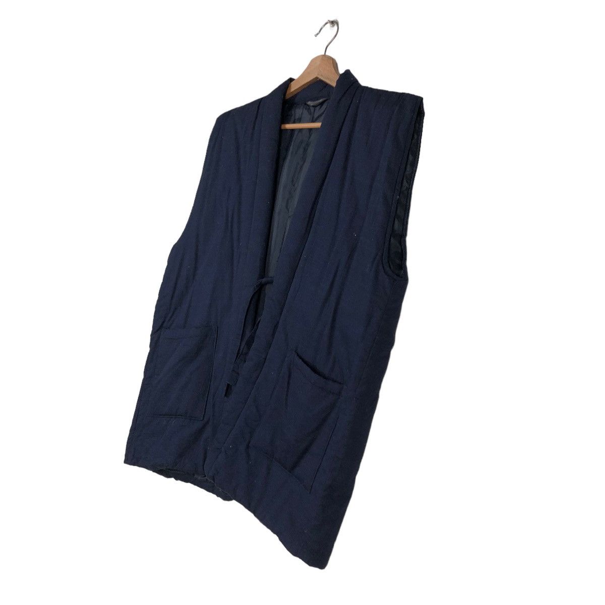 Japanese Brand 📌VINTAGE WA FUME VEST SLEEVE LESS FISH KOIL BIG LOGO Size US L / EU 52-54 / 3 - 7 Thumbnail