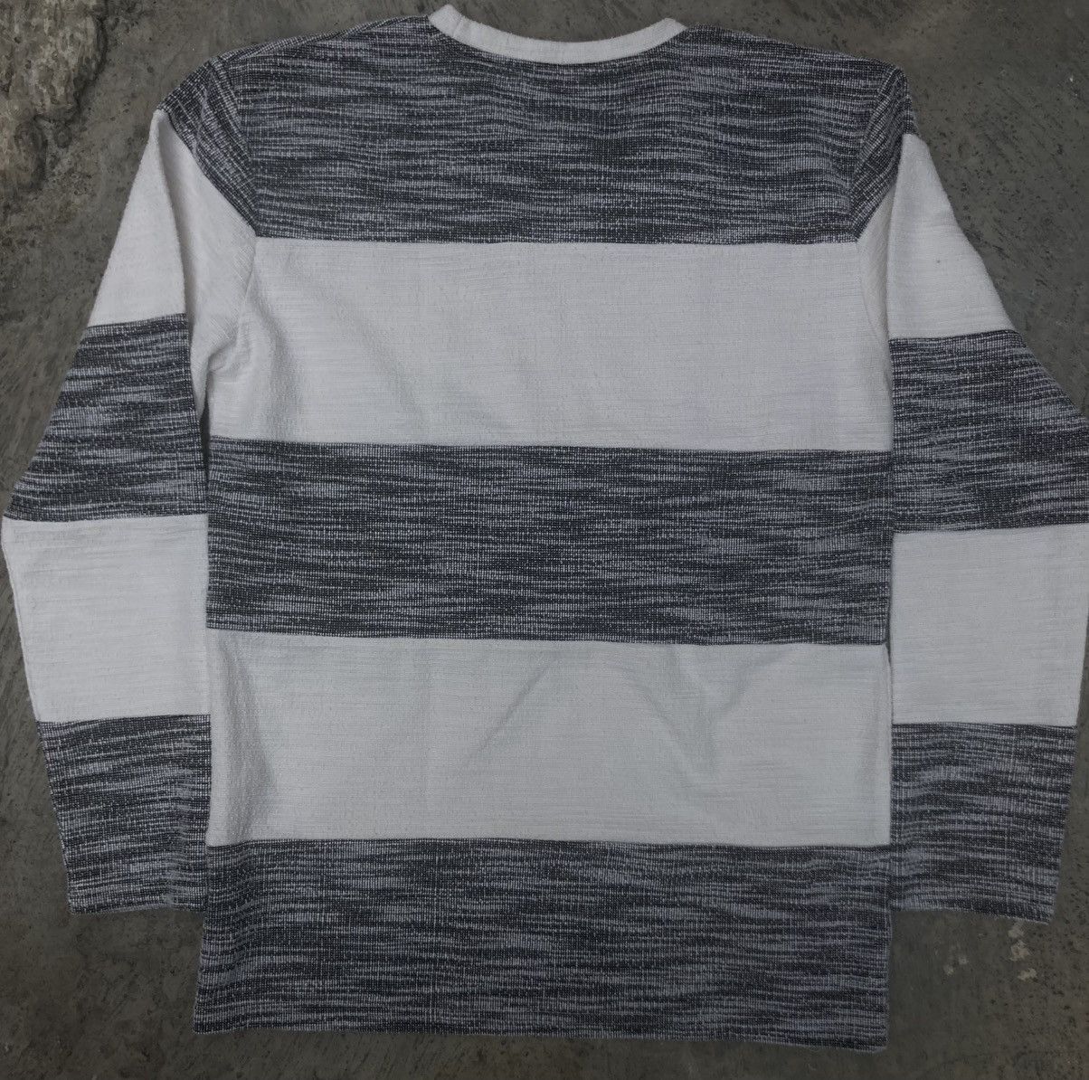 In The Attic IN THE ATTIC TEXTURED LONG SLEEVE Size US S / EU 44-46 / 1 - 4 Thumbnail