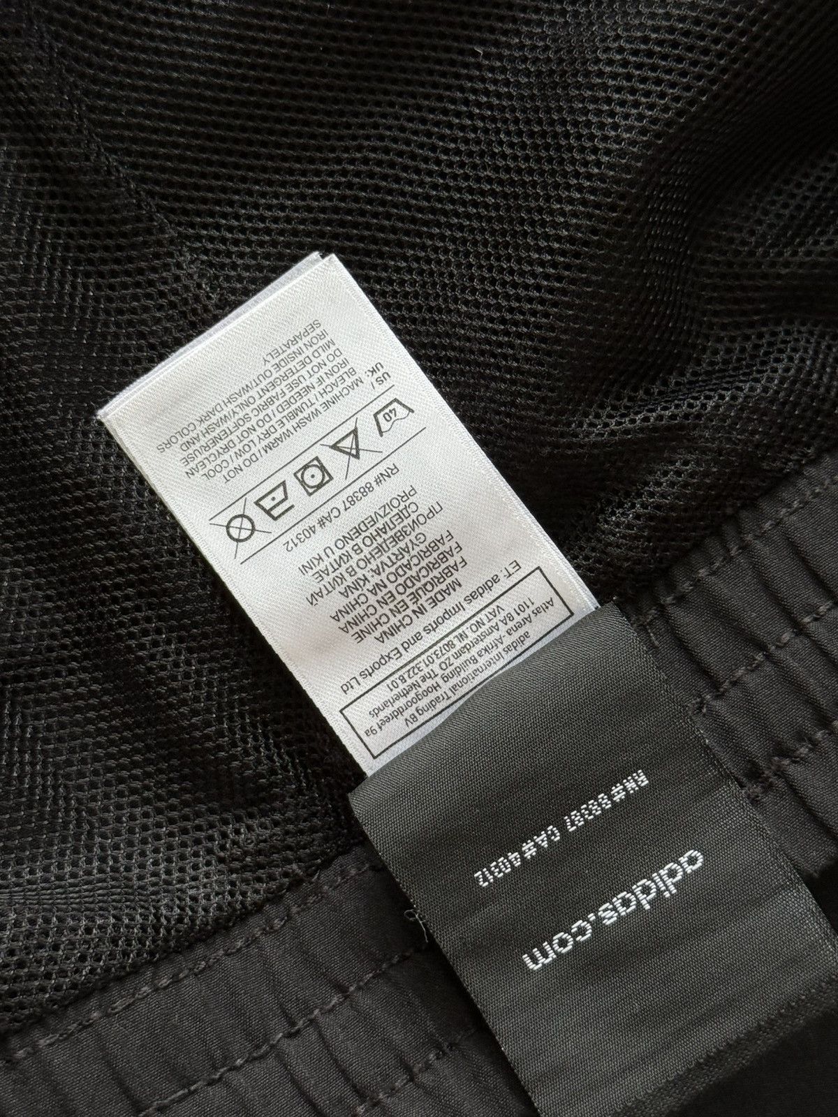 Adidas 2013 Adidas climacool vintage shorts Size US 42 / EU 58 - 5 Thumbnail