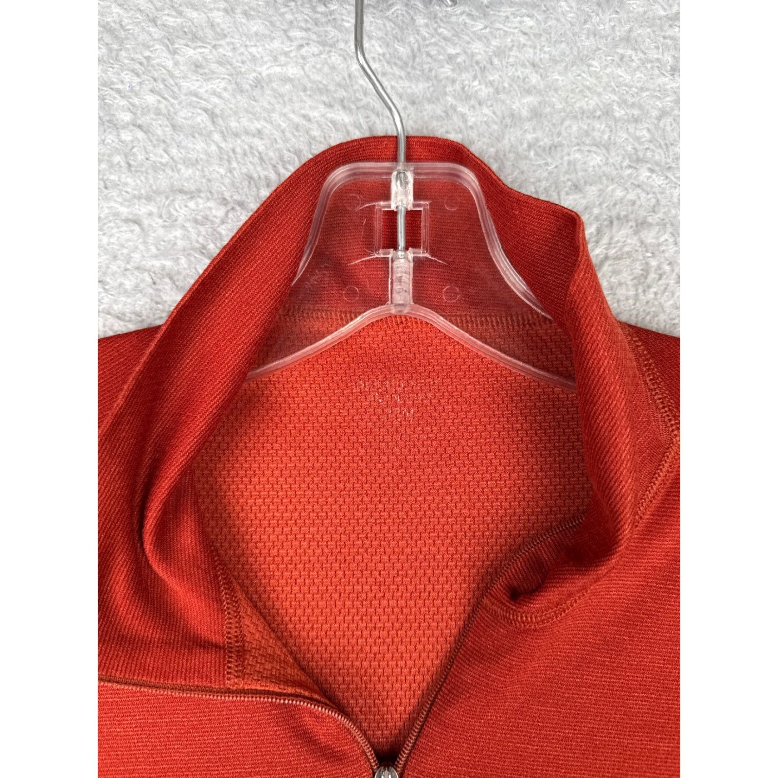 Patagonia Patagonia Shirt Men L Red Capilene Mock Neck 1/4 Zip 100% Polyester Shirt Mens Red Capilene Mock Neck 1/4 Zip Patagonia Size US L / EU 52-54 / 3 - 7 Thumbnail