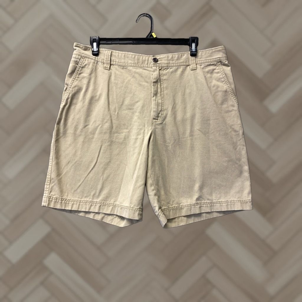 Izod IZOD Chino Shorts 38 Tan Cotton Flat Front Casual Comfort Men's 9.5" Inseam Size US 38 / EU 54 - 1 Thumbnail