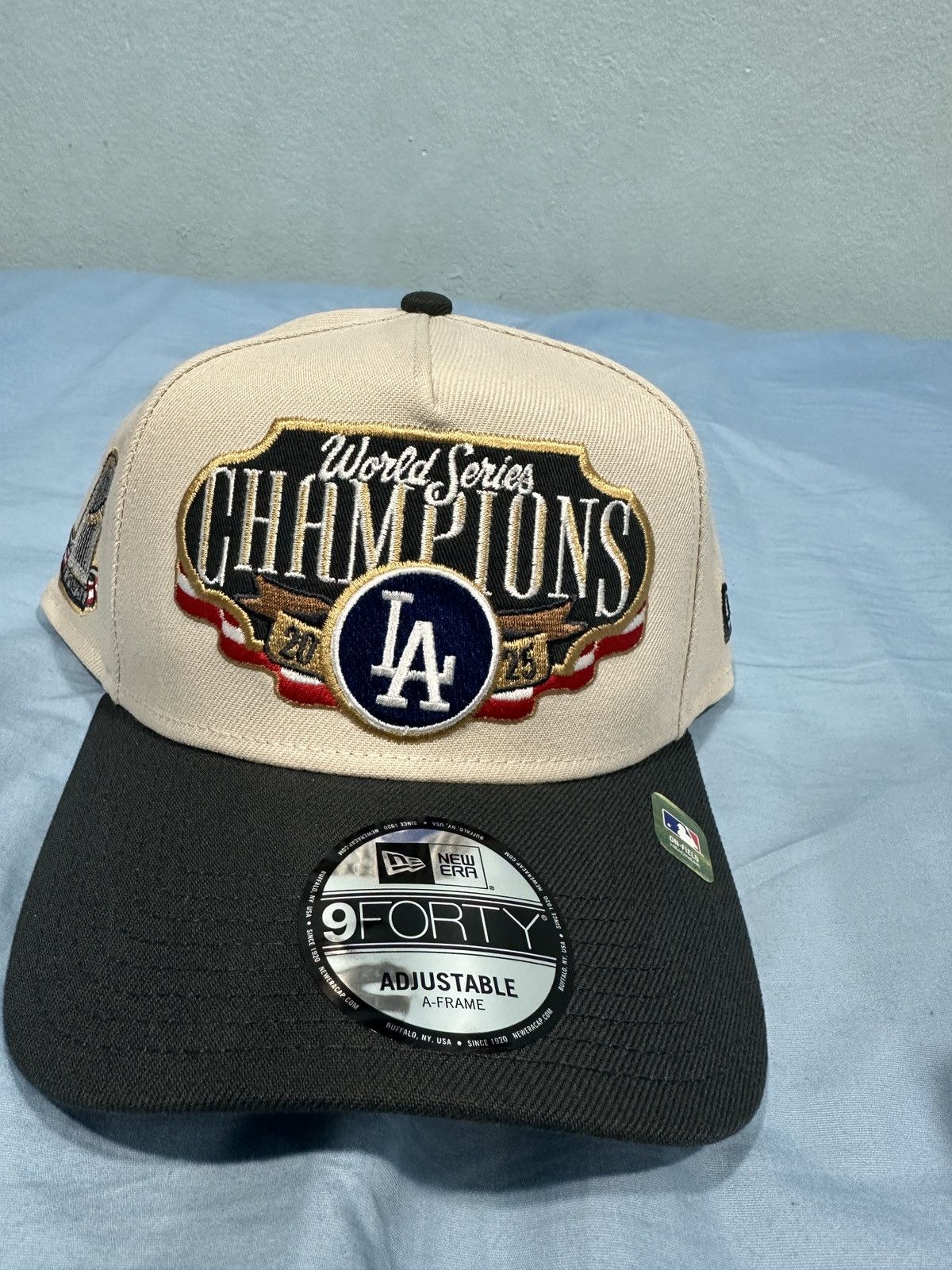 MLB Dodgers New Era 2025 World Series Champions 9FORTY Snap Back Size ONE SIZE - 1 Thumbnail