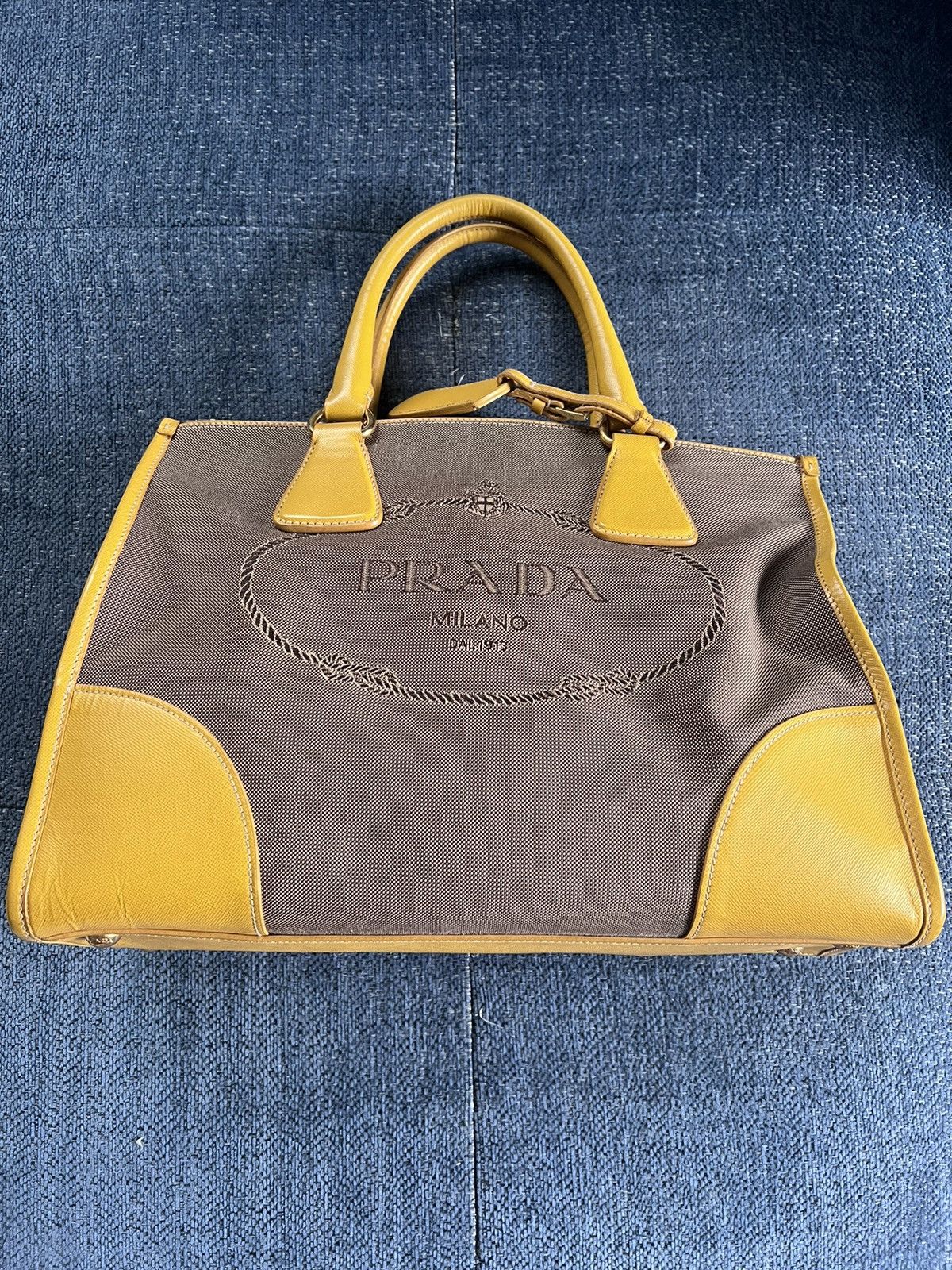 Designer × Prada Tan Prada bag Size ONE SIZE - 2 Thumbnail