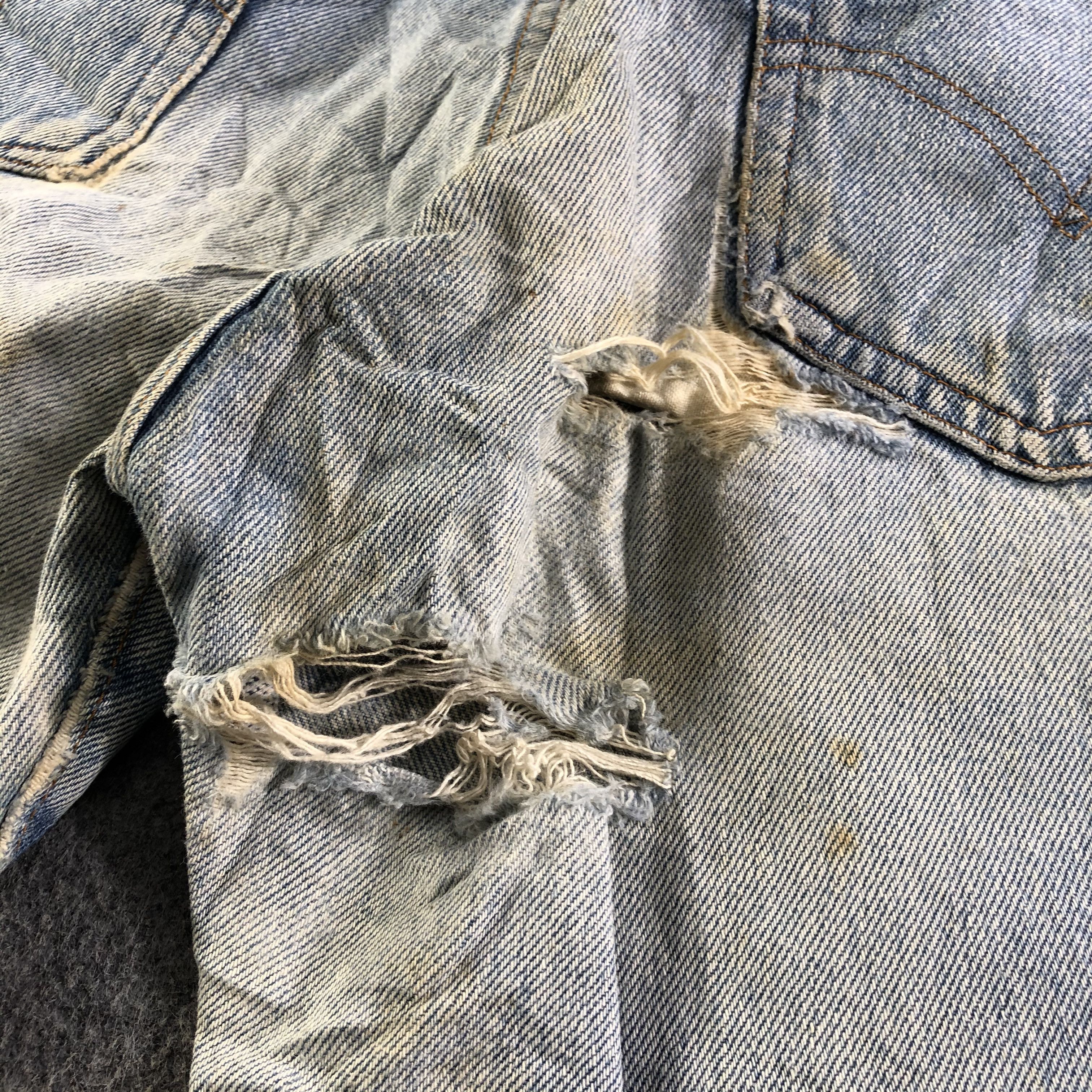 Levi's Vintage 90s Distressed Levis 501 Jeans-J4536 Size US 26 / EU 42 - 7 Thumbnail