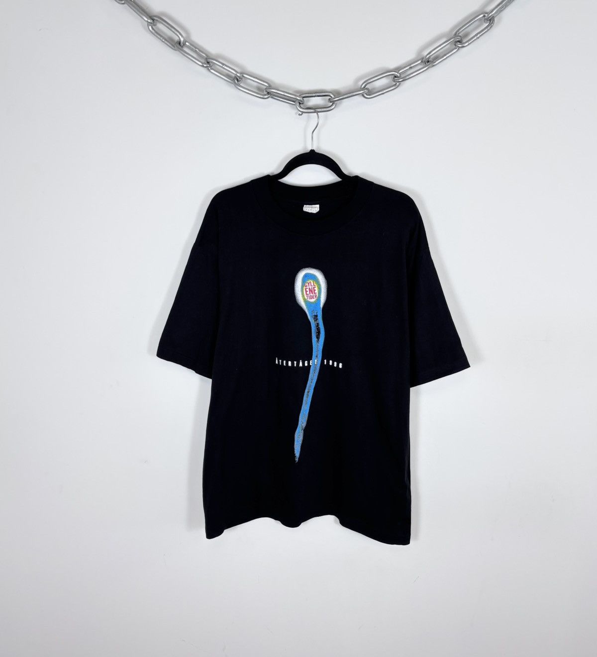 Band Tees Vintage Gyllene Tider 1996 Atertaget Tour Album Black Tee Size US XL / EU 56 / 4 - 1 Thumbnail