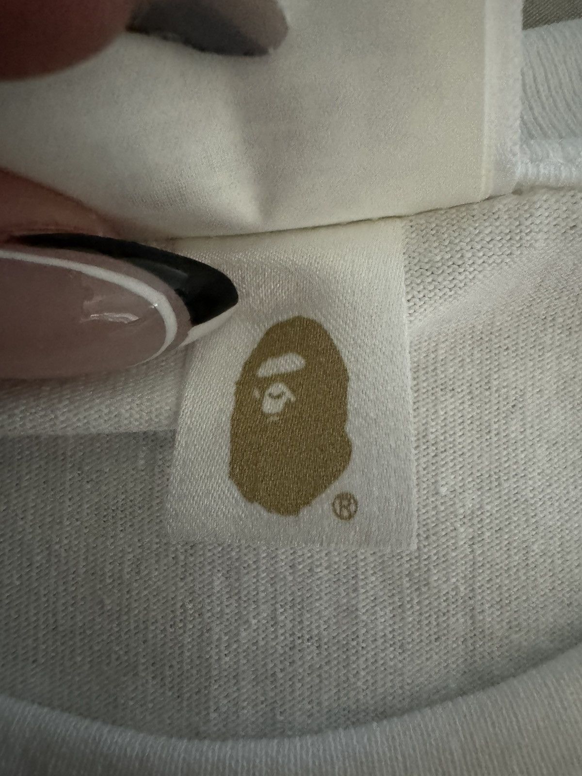 Bape 全新 日版正版 bape a bathing ape T shirt（短袖） Size US L / EU 52-54 / 3 - 8 Thumbnail
